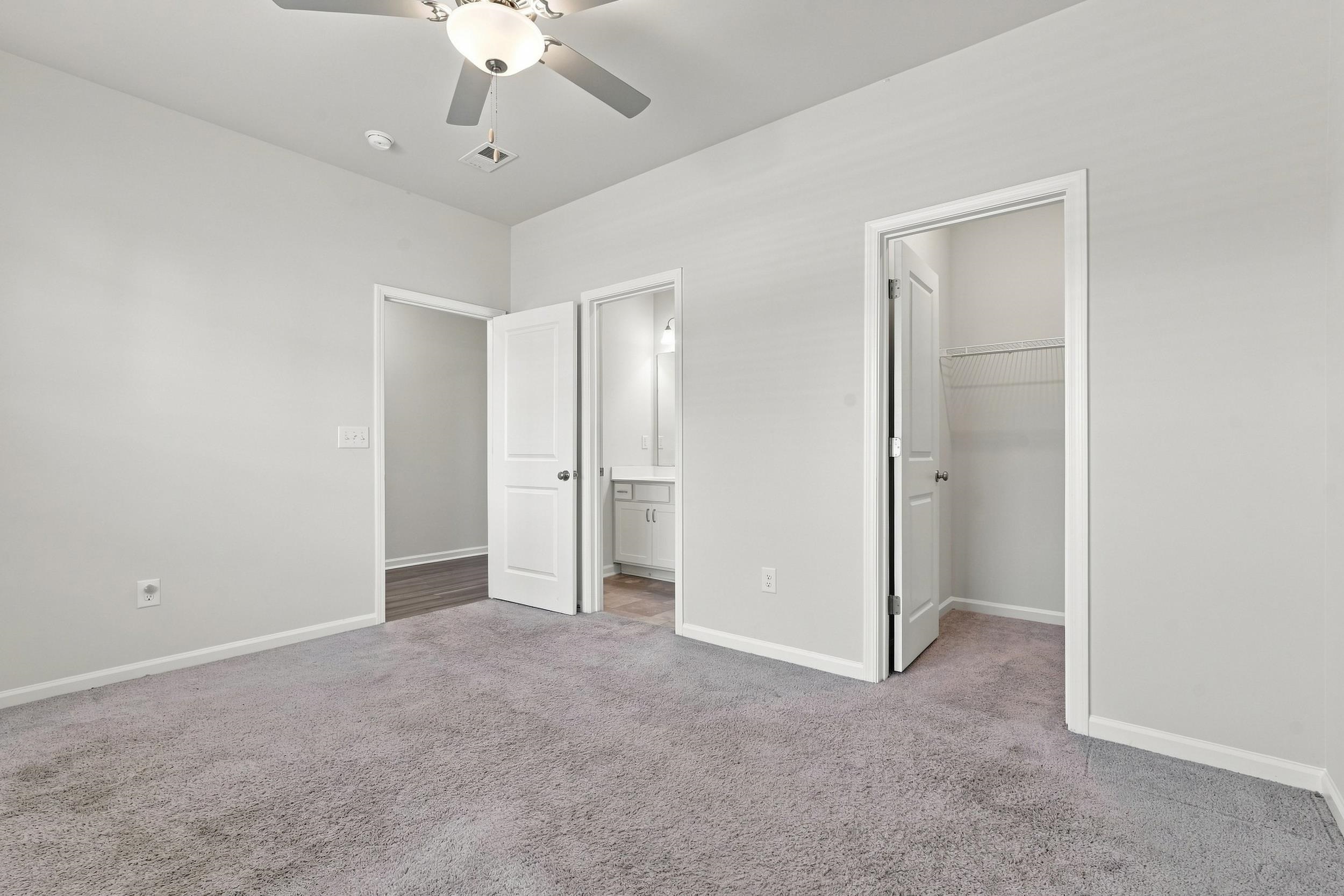 924 St. Albans Loop Property Photo 22