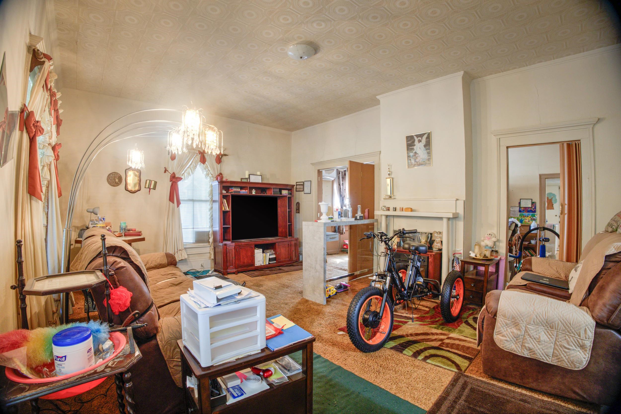 319 W Marion St. Property Photo 26