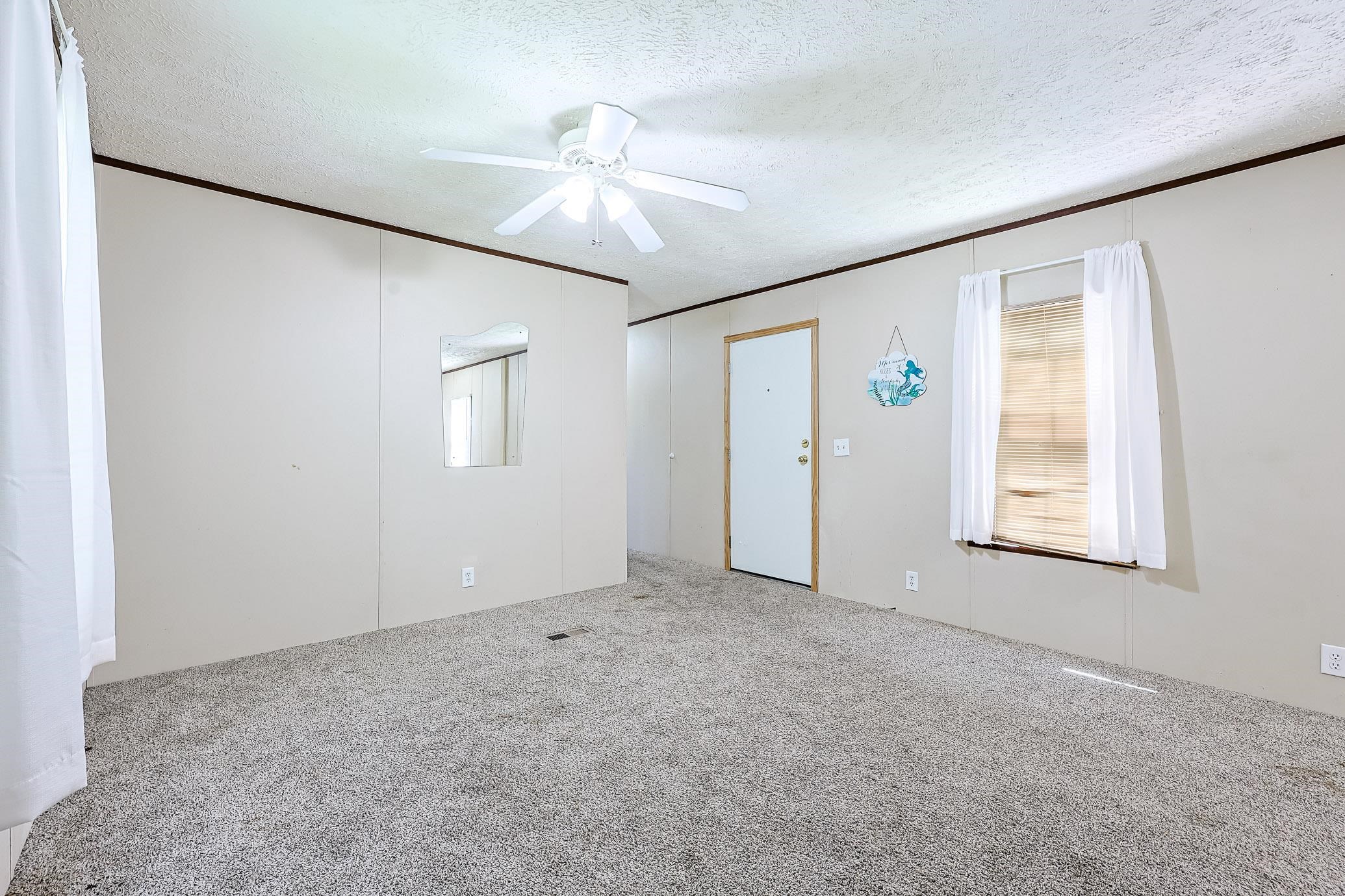 2100 Highway 15 Property Photo 6