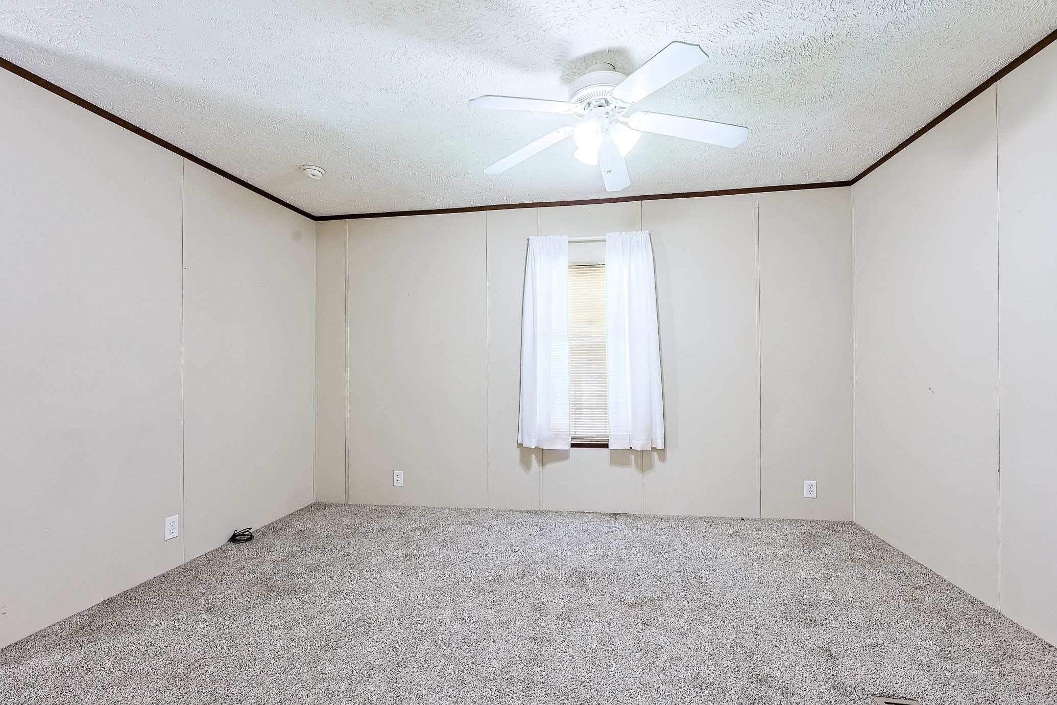 2100 Highway 15 Property Photo 13