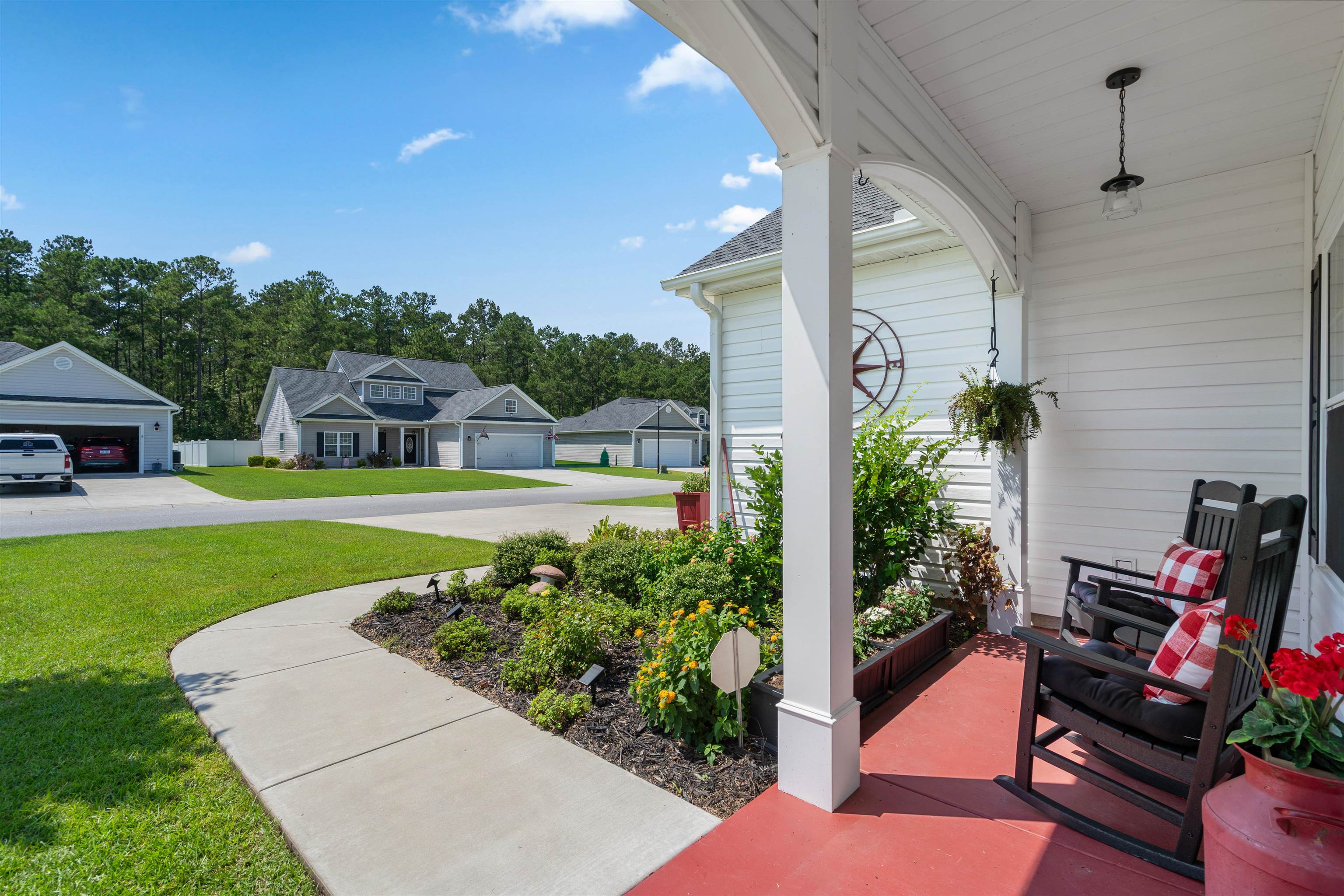 673 Heartwood Dr. Property Photo 4