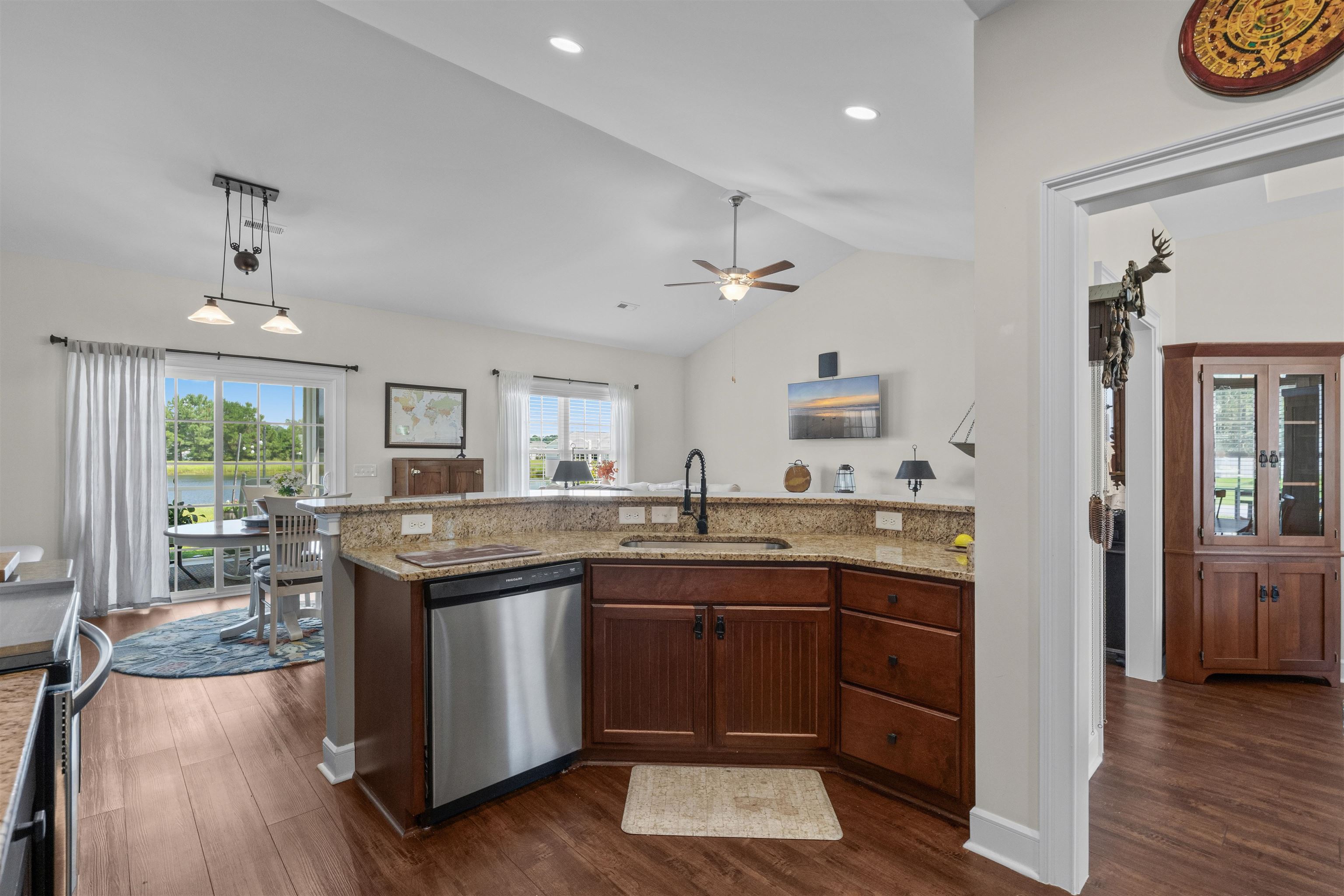 673 Heartwood Dr. Property Photo 18