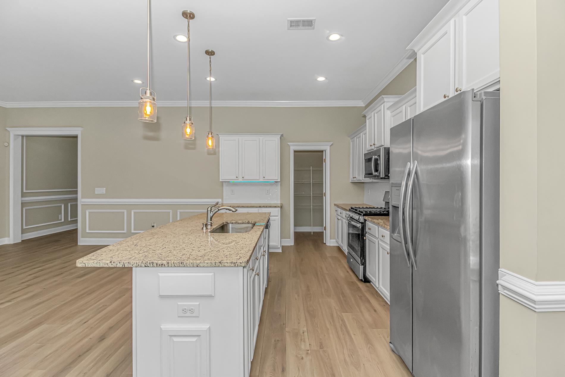 6129 Chadderton Circle Property Photo 8