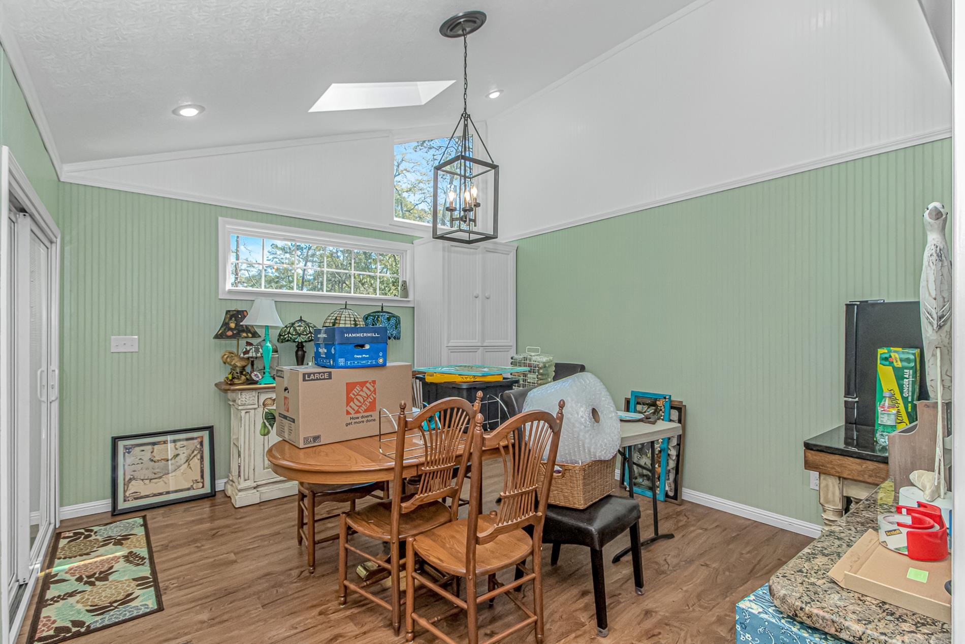 2104 Adams Circle Property Photo 6