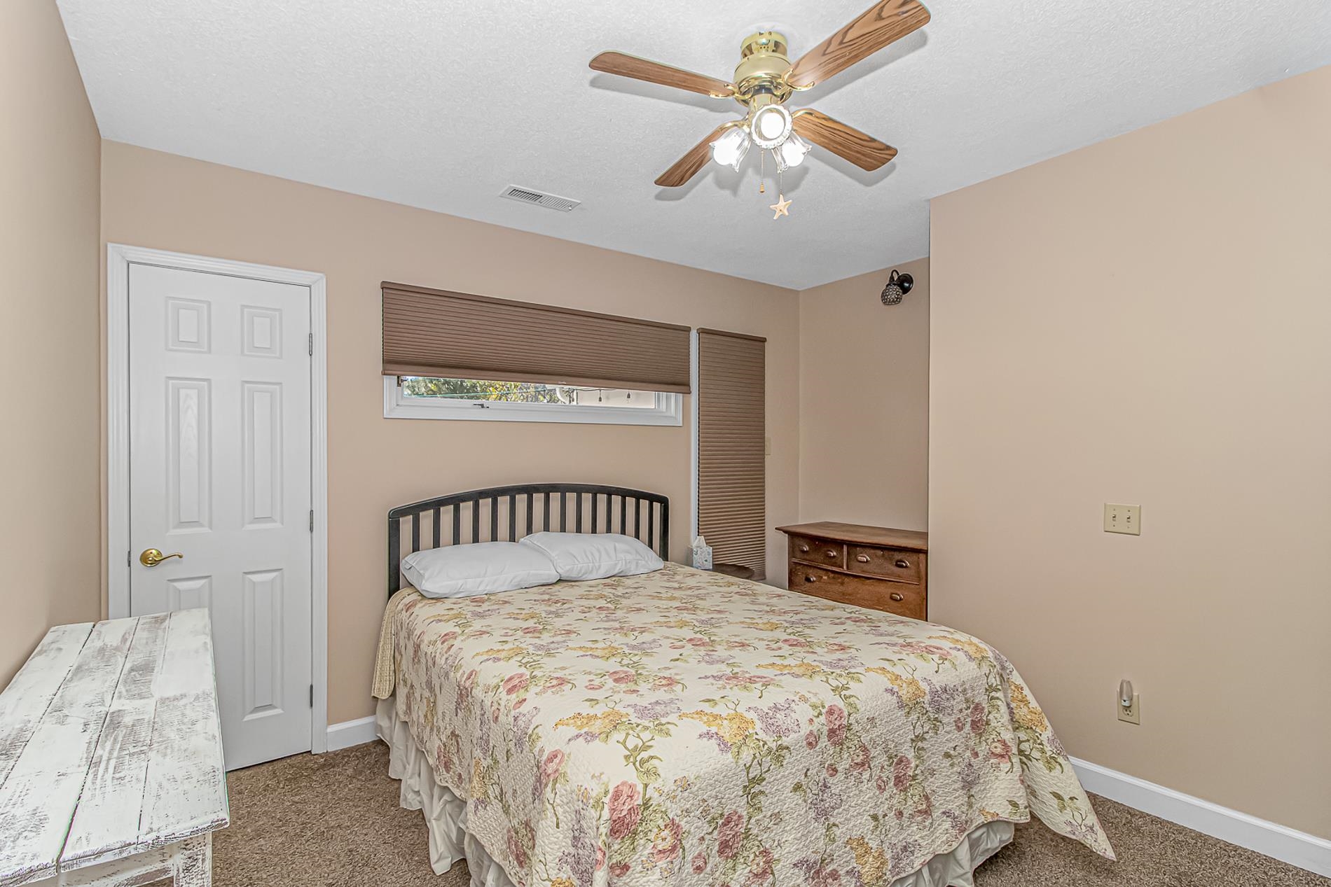 2104 Adams Circle Property Photo 10