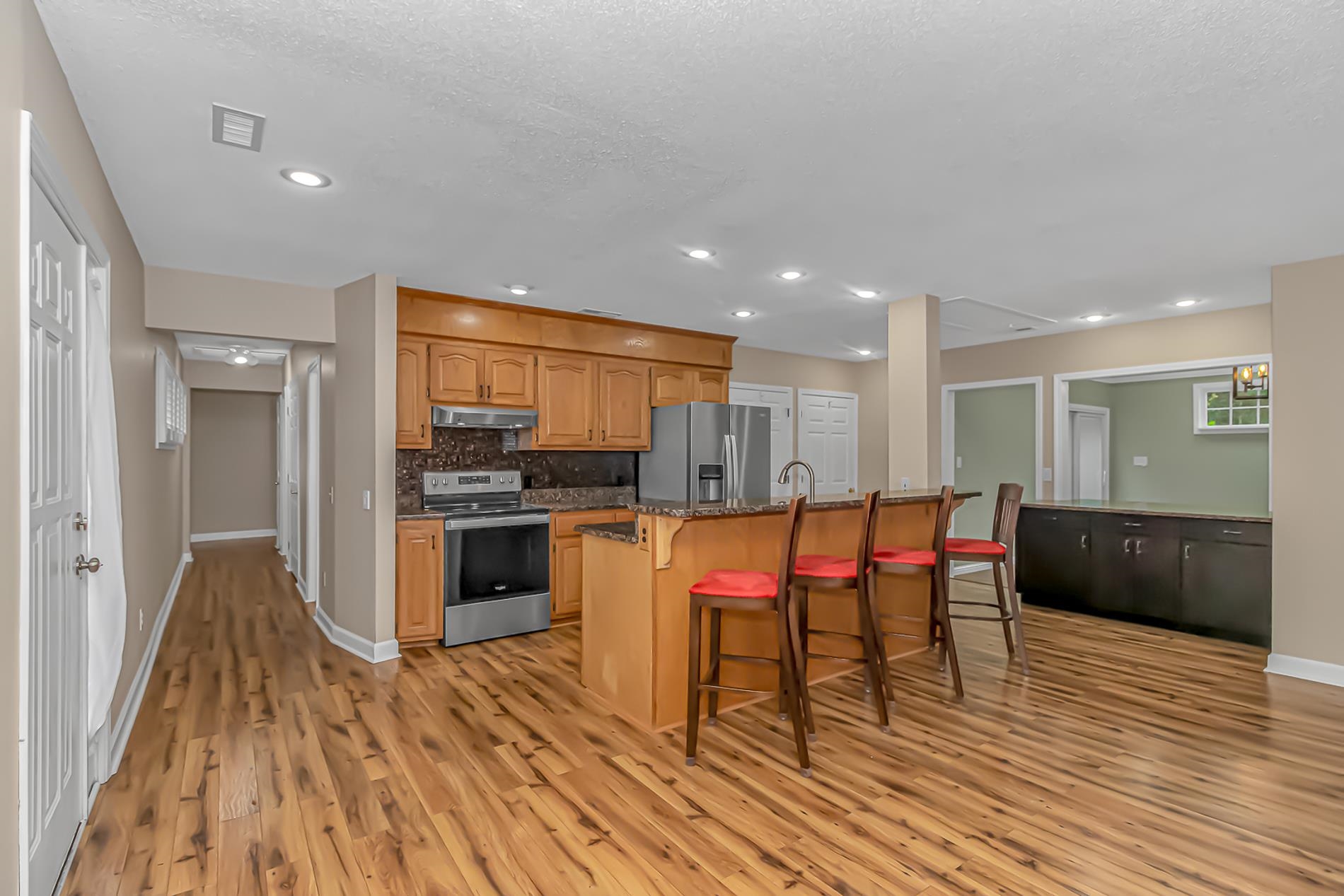 2104 Adams Circle Property Photo 36