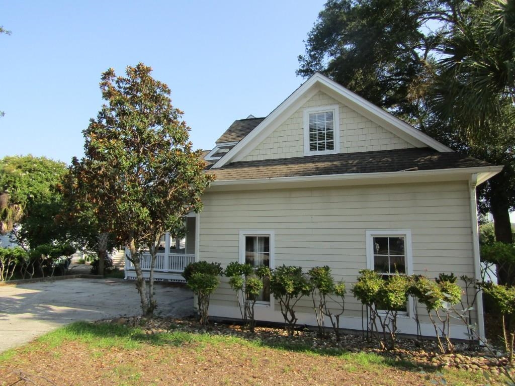 703 Tradewind Ct. Property Photo 13