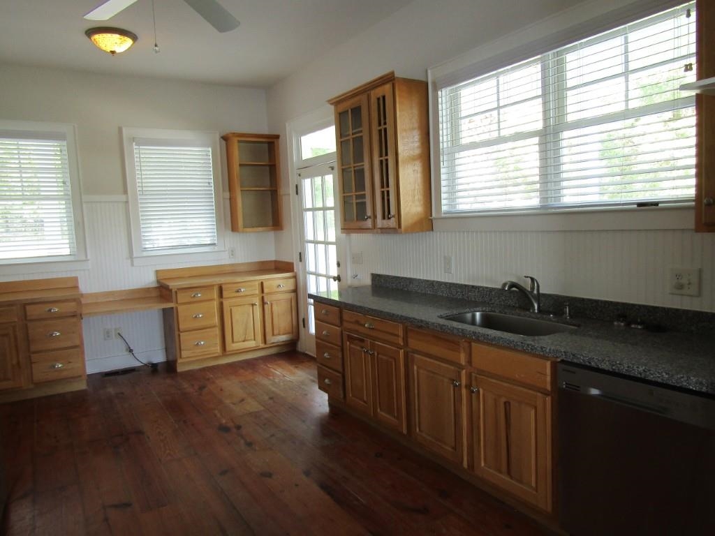 703 Tradewind Ct. Property Photo 18