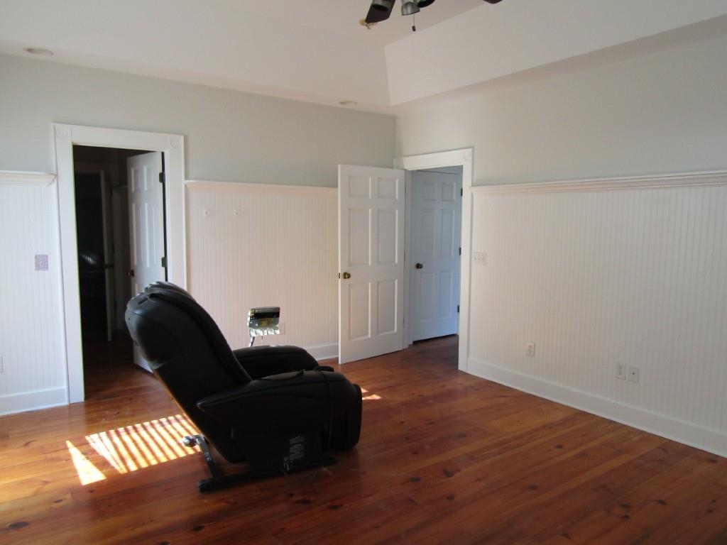 703 Tradewind Ct. Property Photo 28