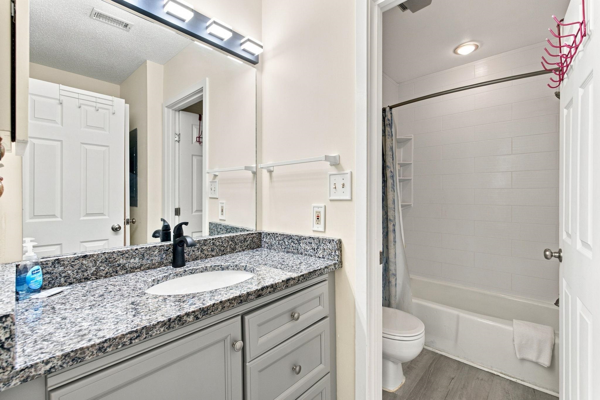 112 Westhill Circle Property Photo 25