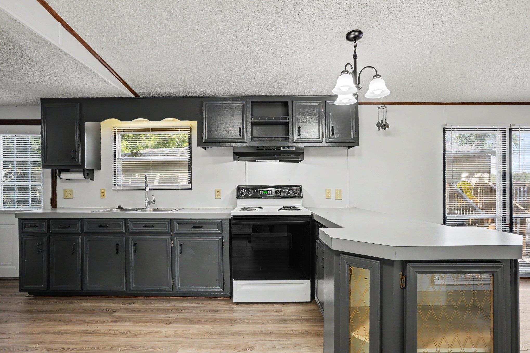 1525 Virgo Ln. Property Photo 8