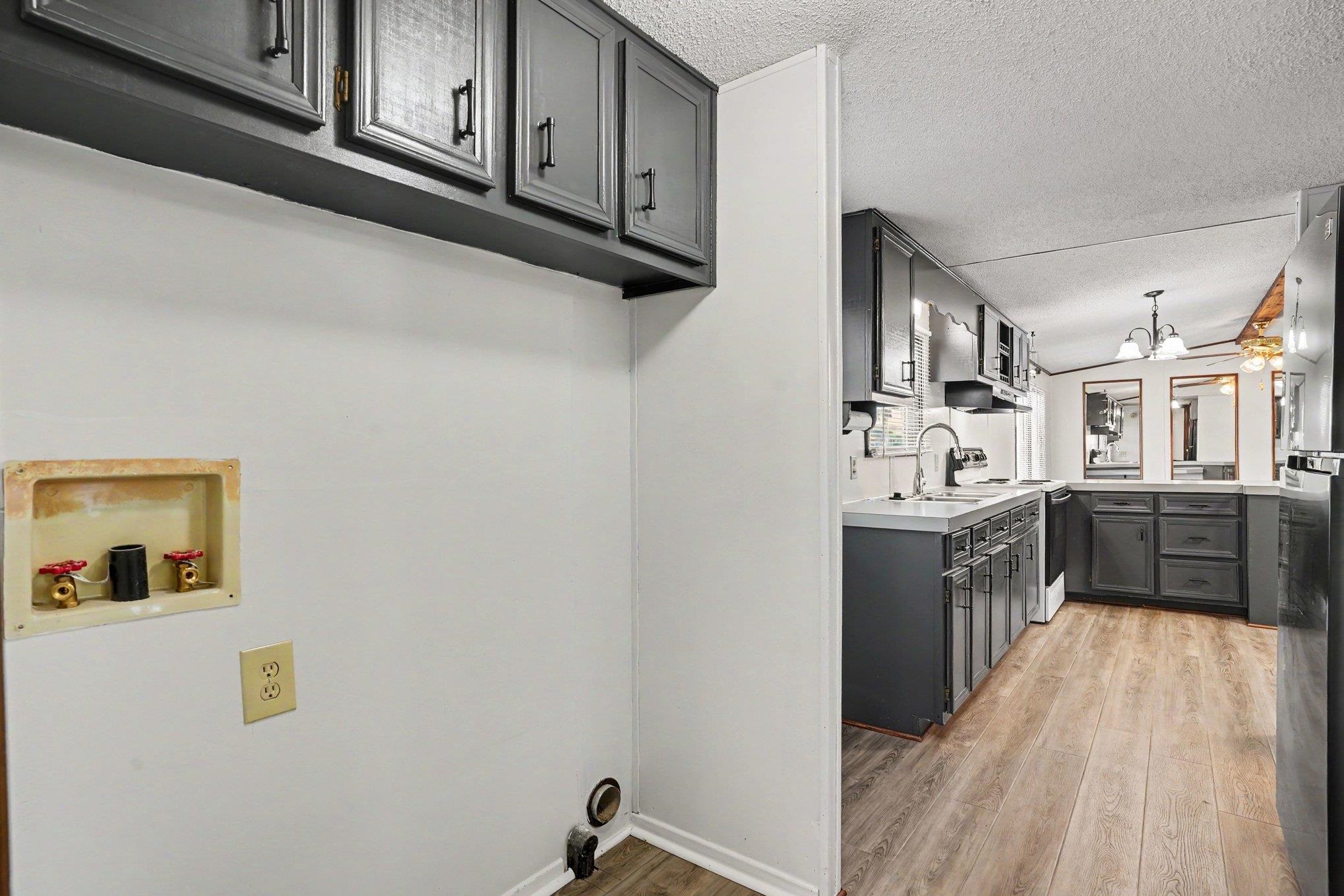 1525 Virgo Ln. Property Photo 15