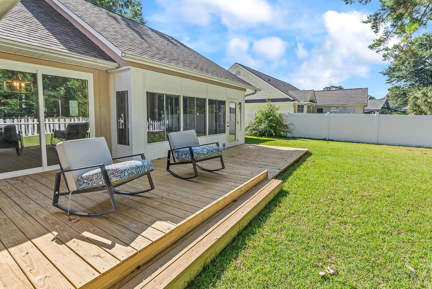 113 Ashton Circle Property Photo 27