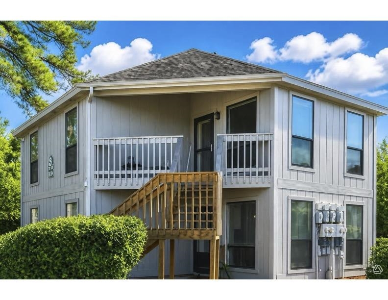 416-B Tree Top Ct. Property Photo 1