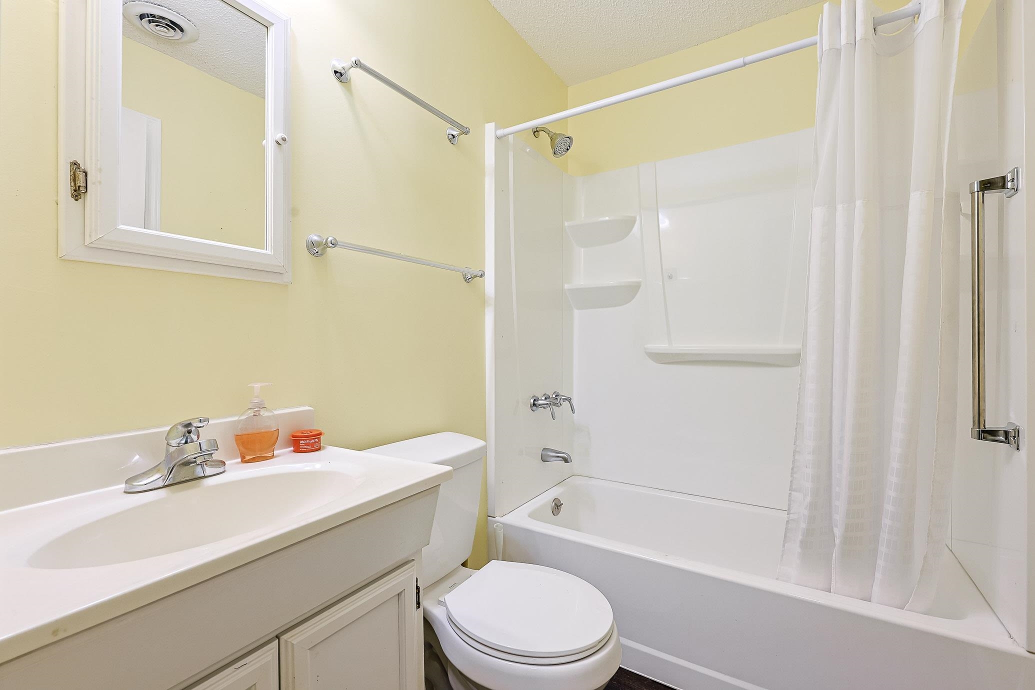104 S Eaddy St. Property Photo 15