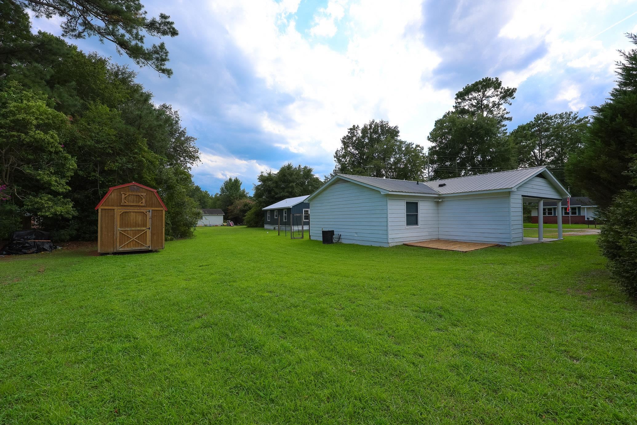104 S Eaddy St. Property Photo 18