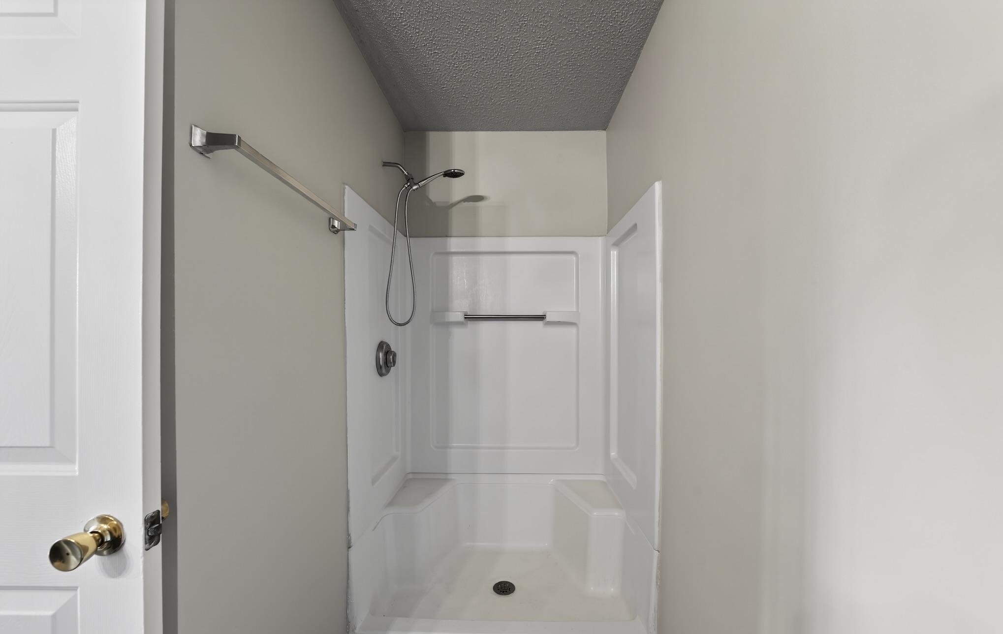 4246 Villas Dr. Property Photo 21