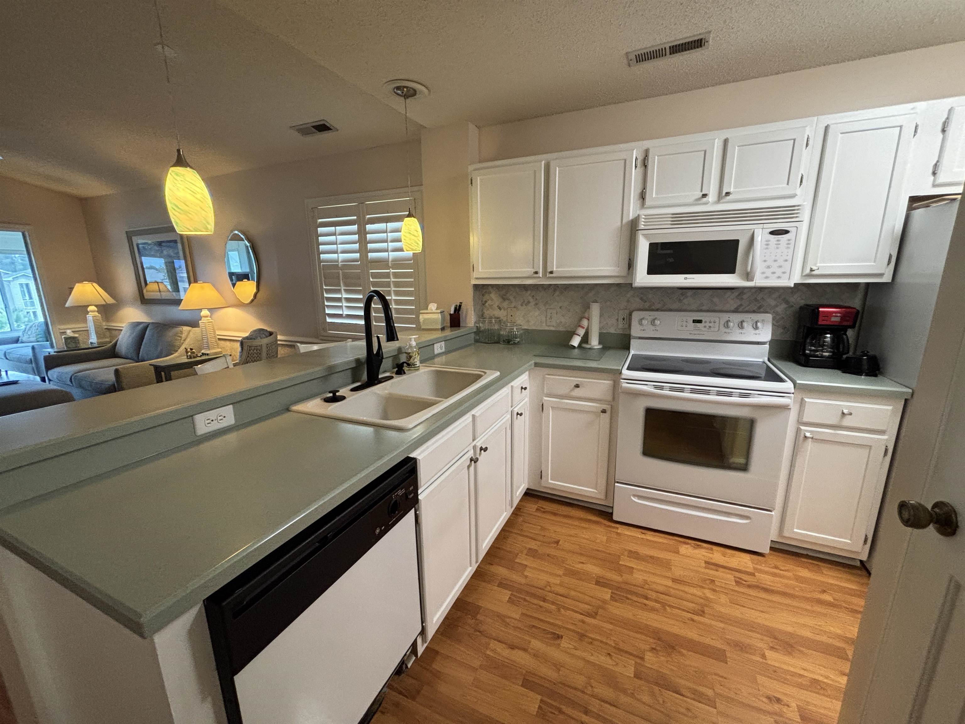 207 Landing Rd. Property Photo 5