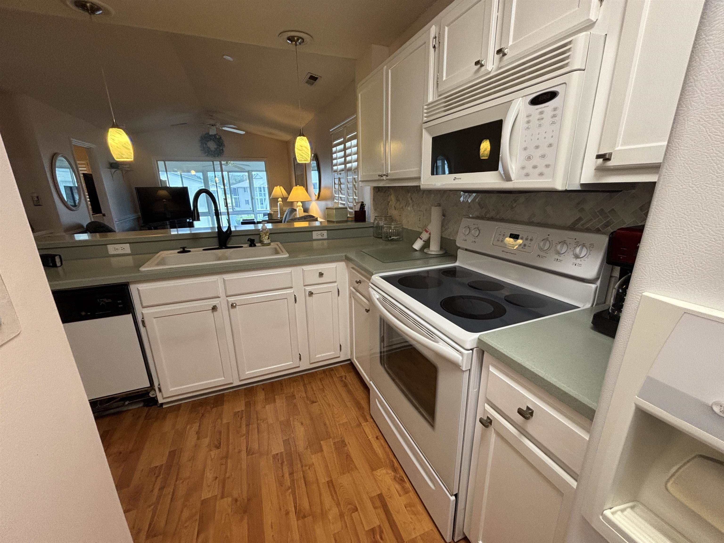 207 Landing Rd. Property Photo 6