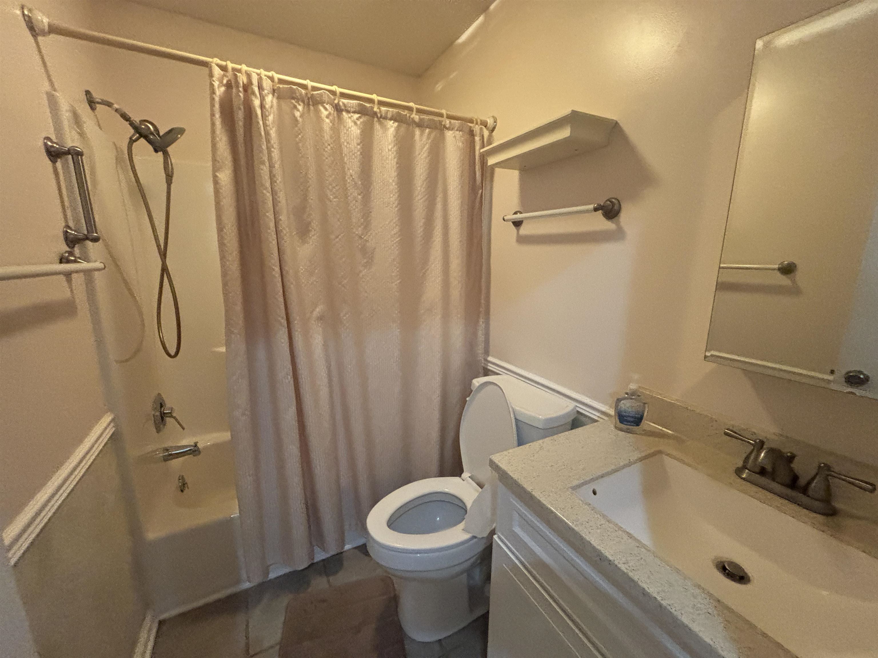 207 Landing Rd. Property Photo 13