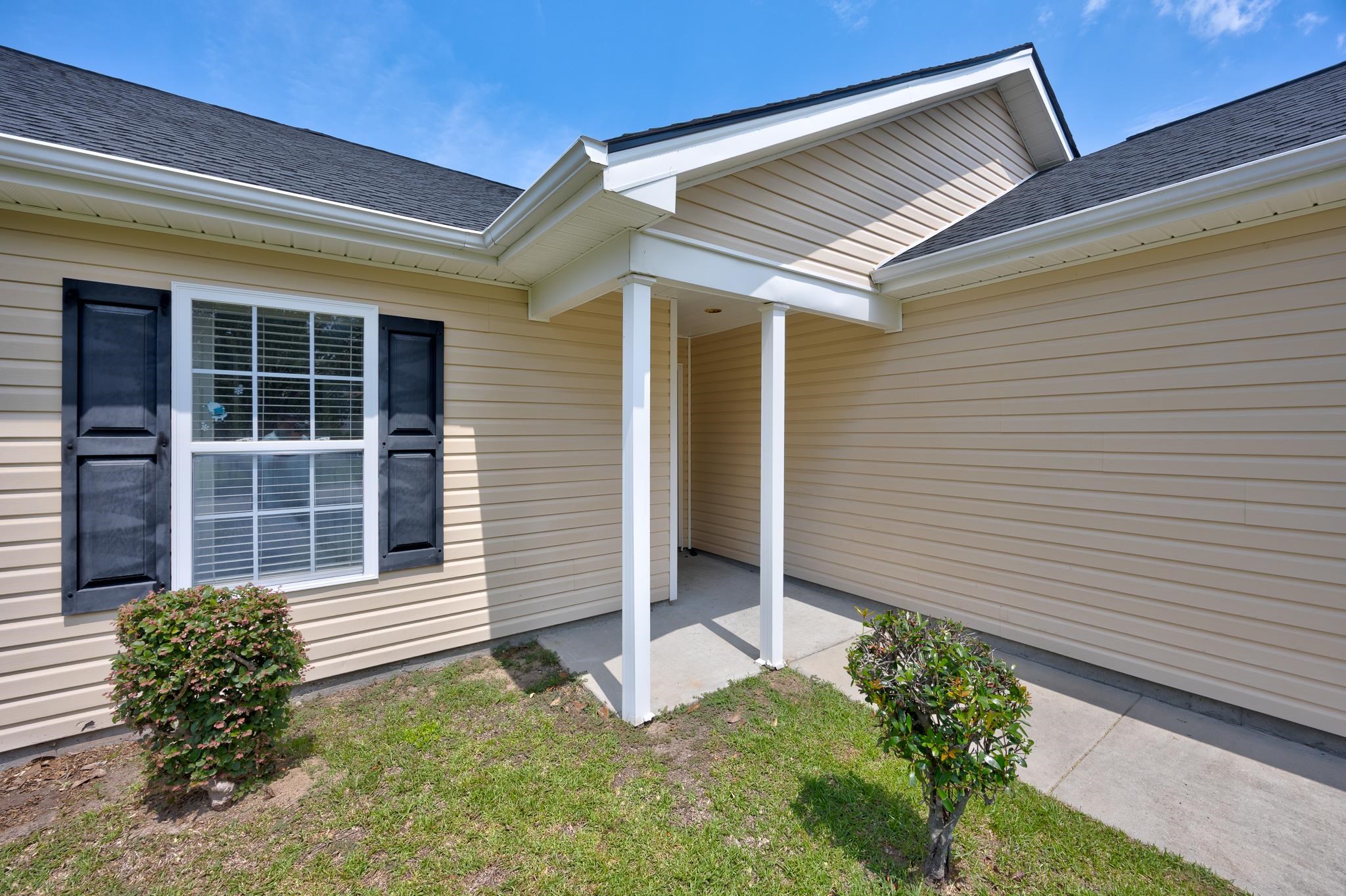 631 Seth Ln. Property Photo 4