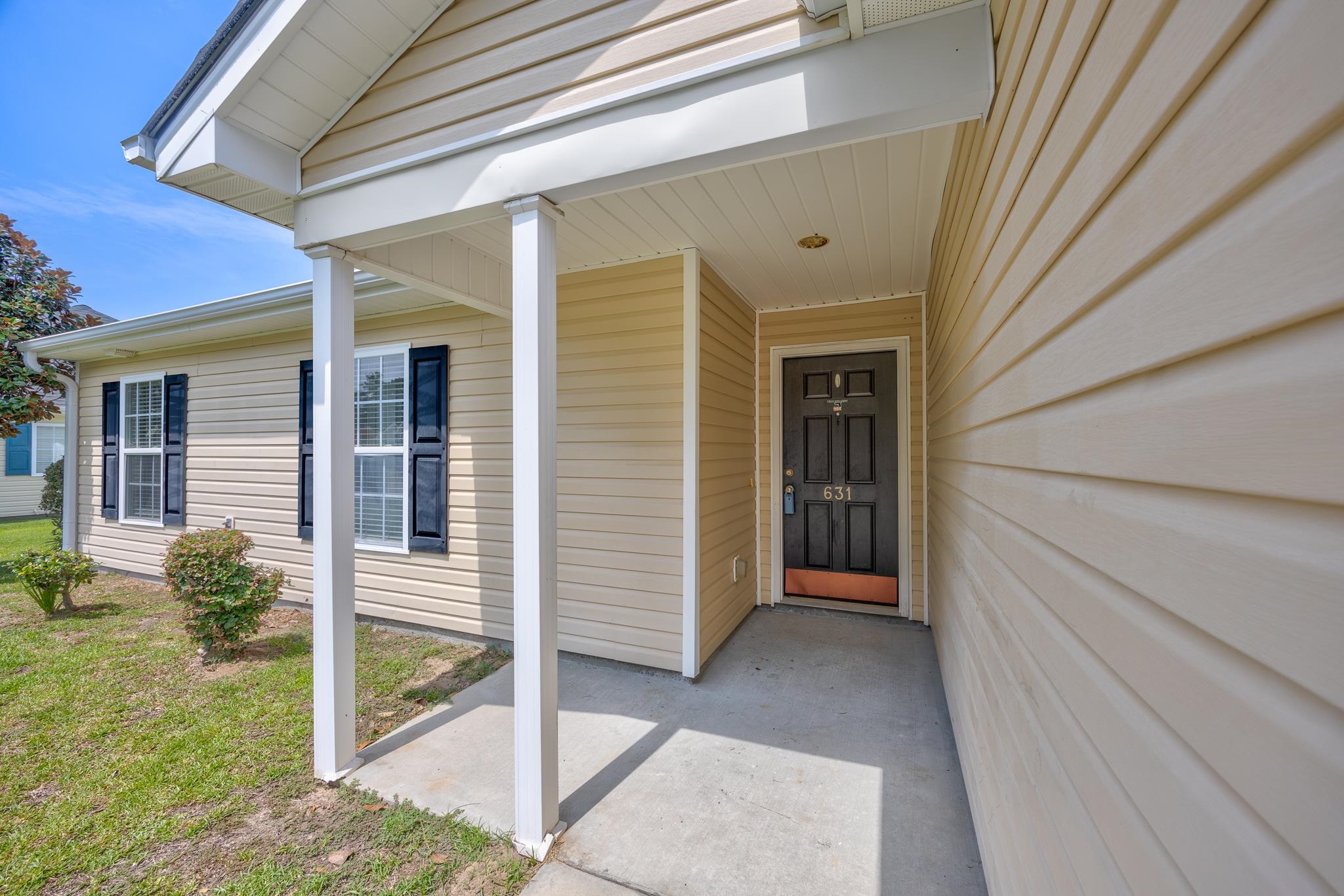 631 Seth Ln. Property Photo 5