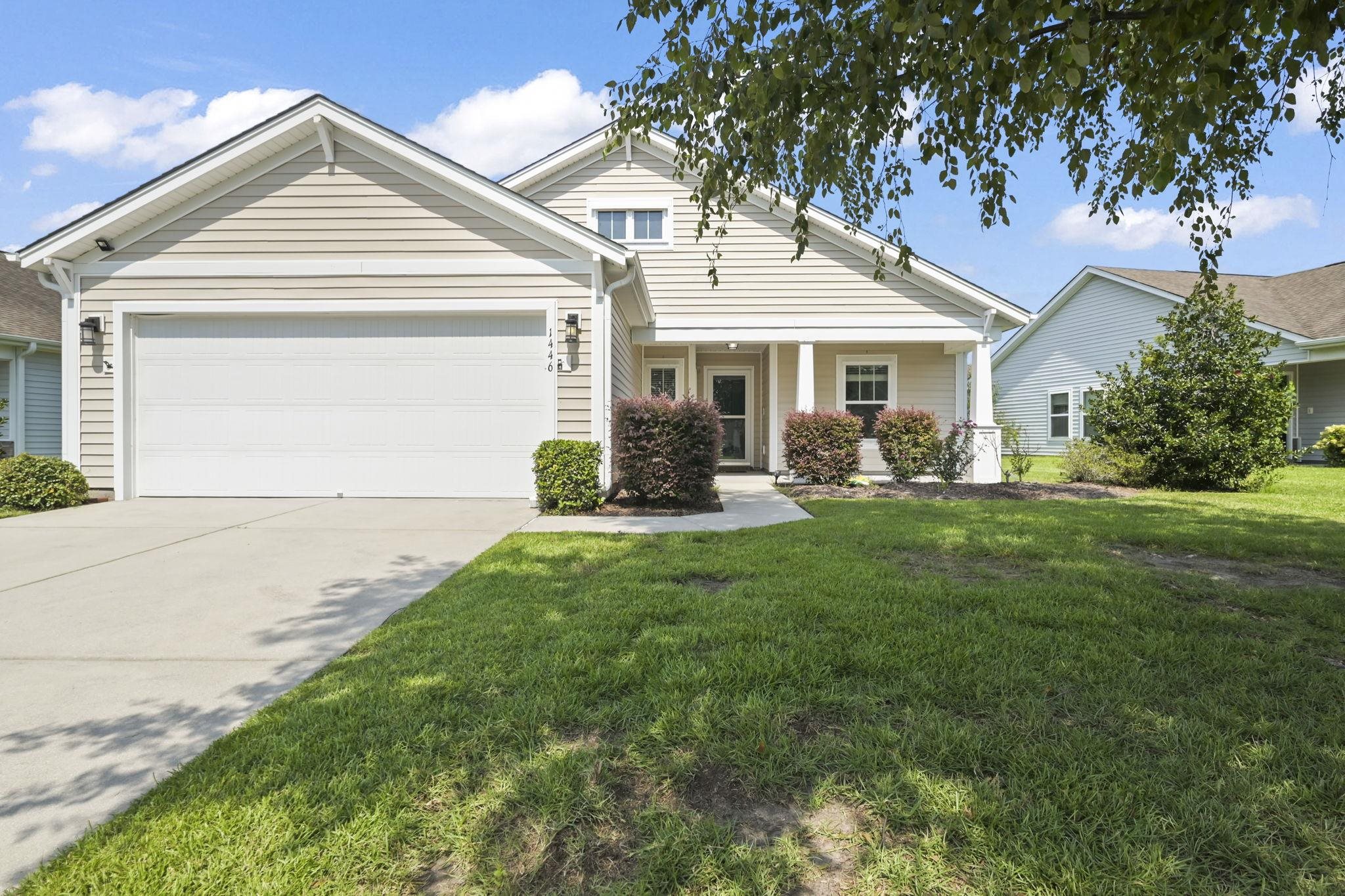 1446 Registry Dr. Property Photo 1