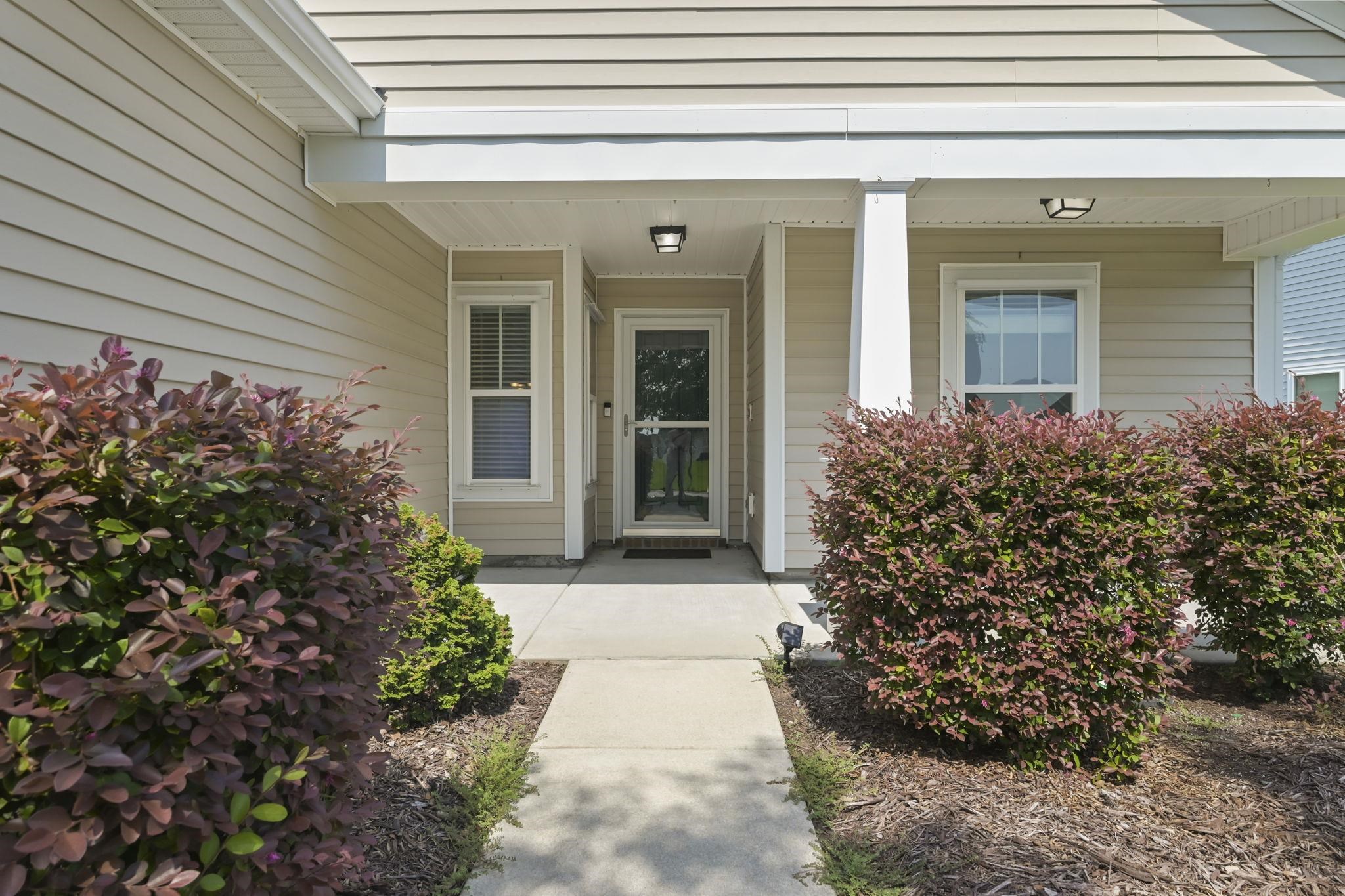 1446 Registry Dr. Property Photo 33