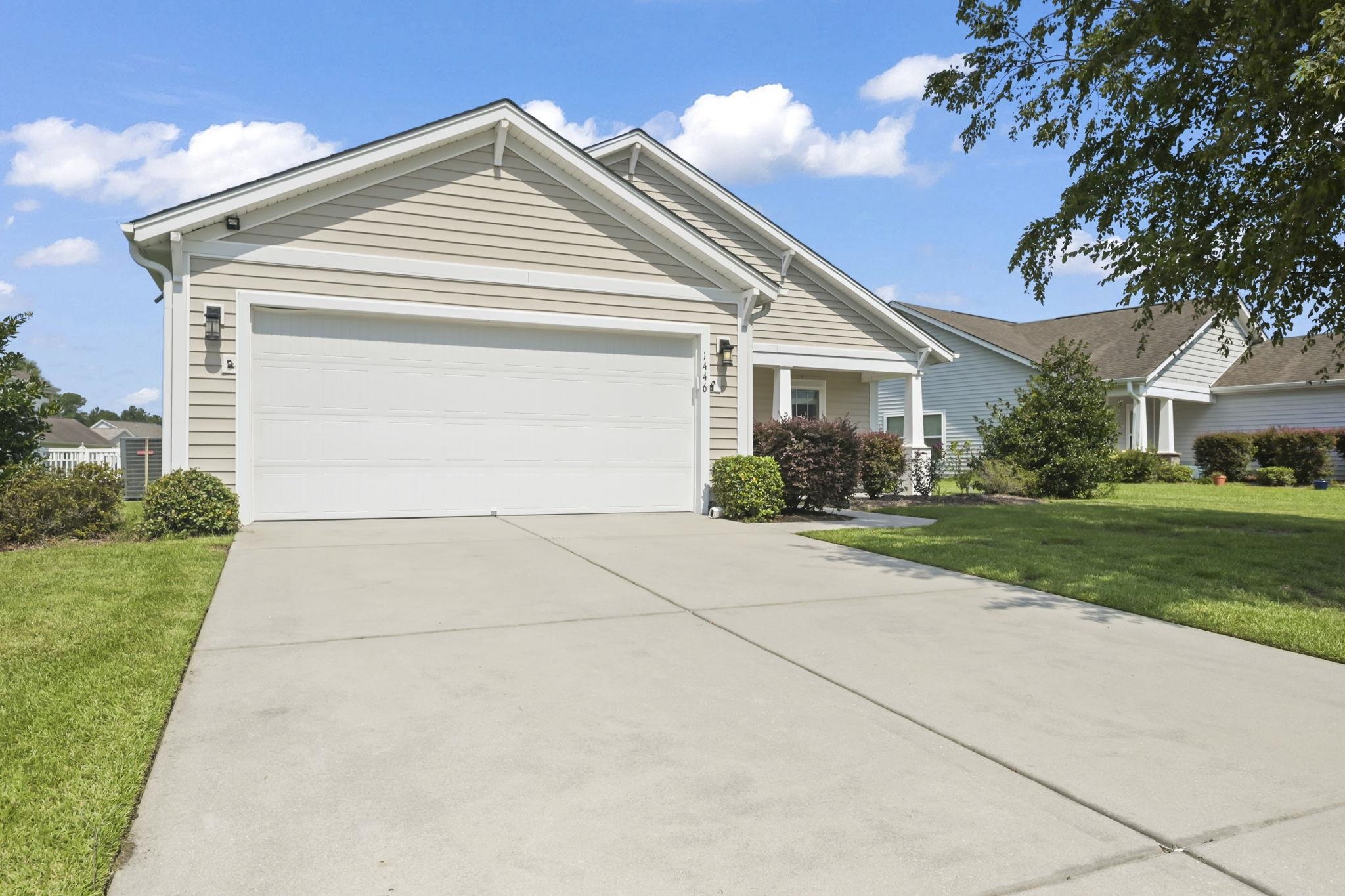 1446 Registry Dr. Property Photo 34