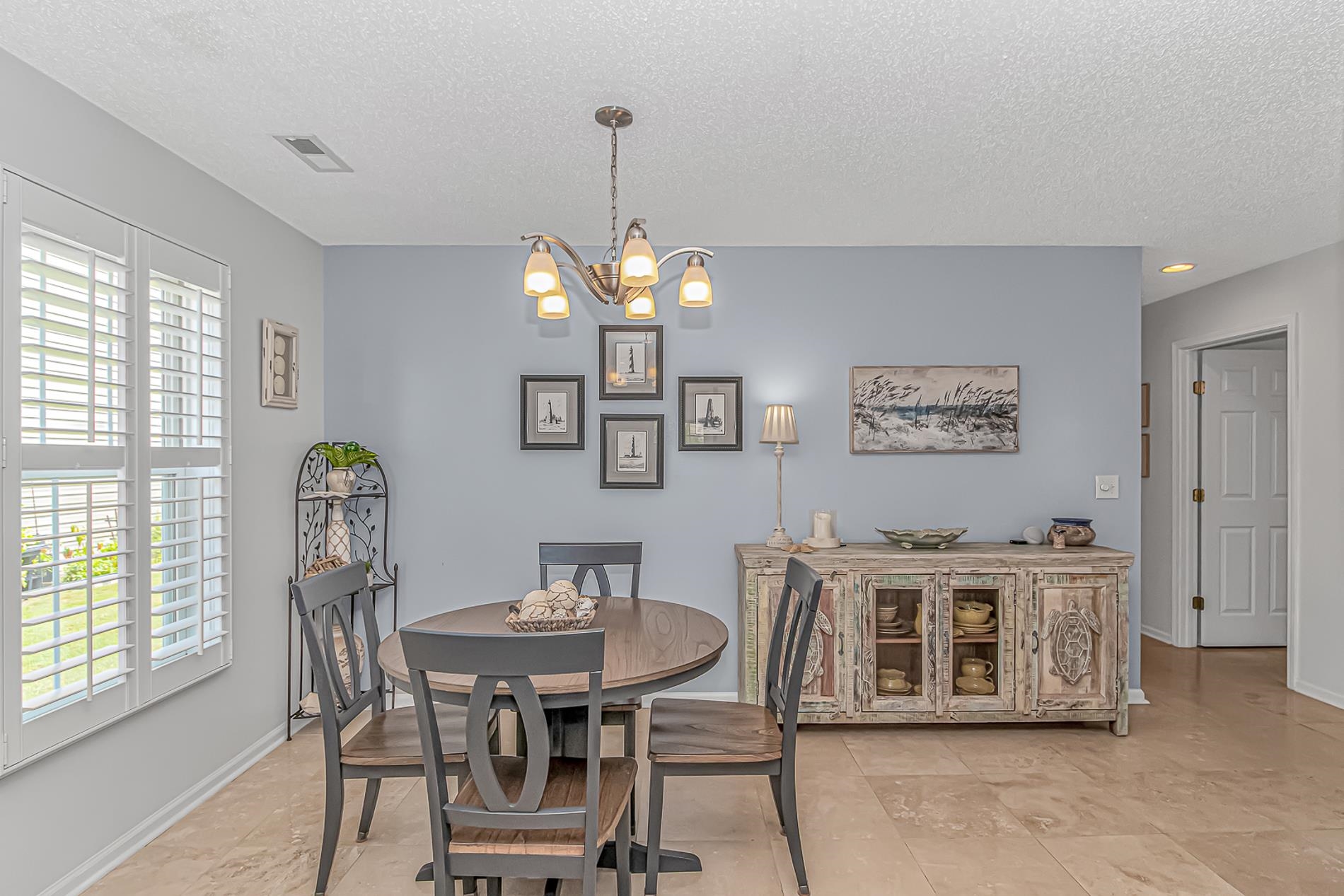 4283 Rivergate Ln. Property Photo 9