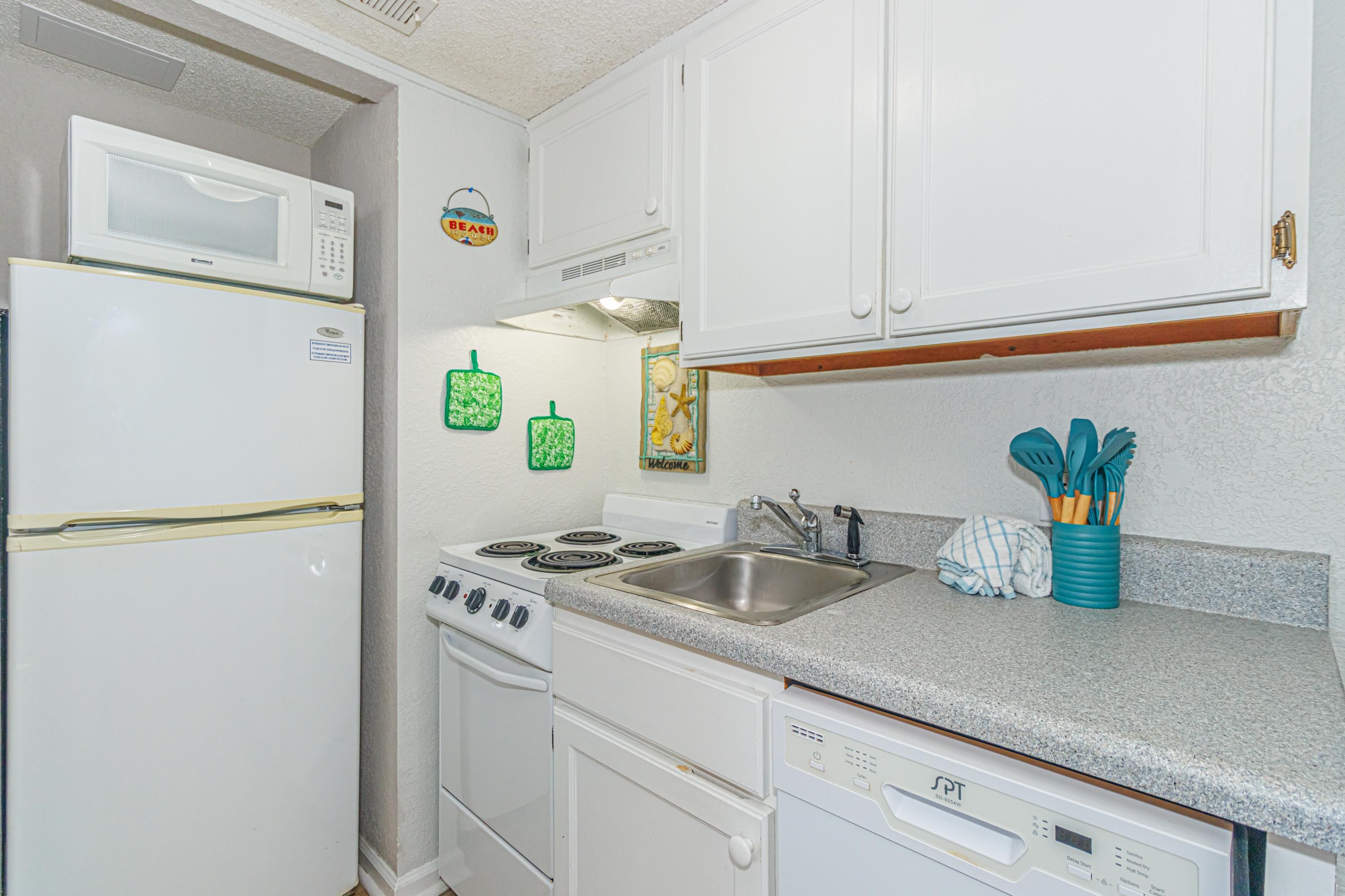 2310 N Ocean Blvd. Property Photo 8