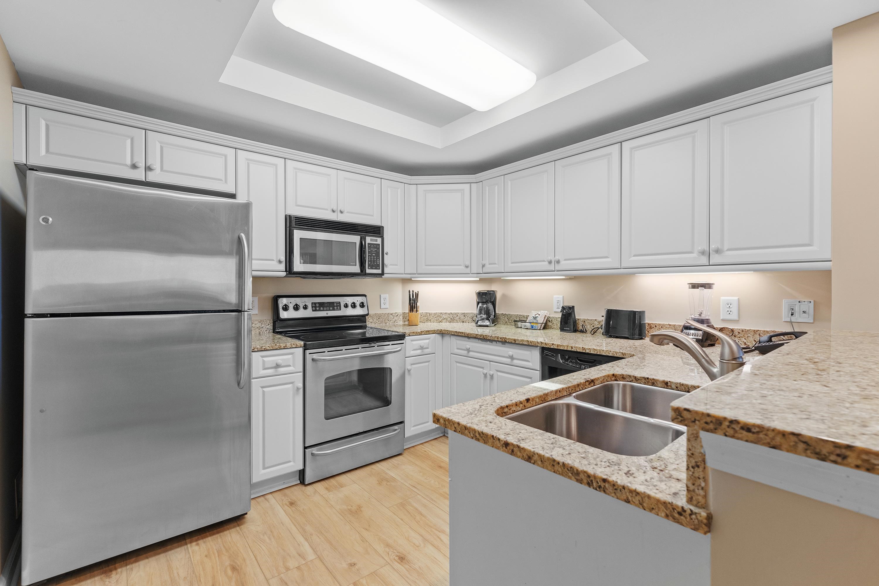 9994 Beach Club Dr. Property Photo 18