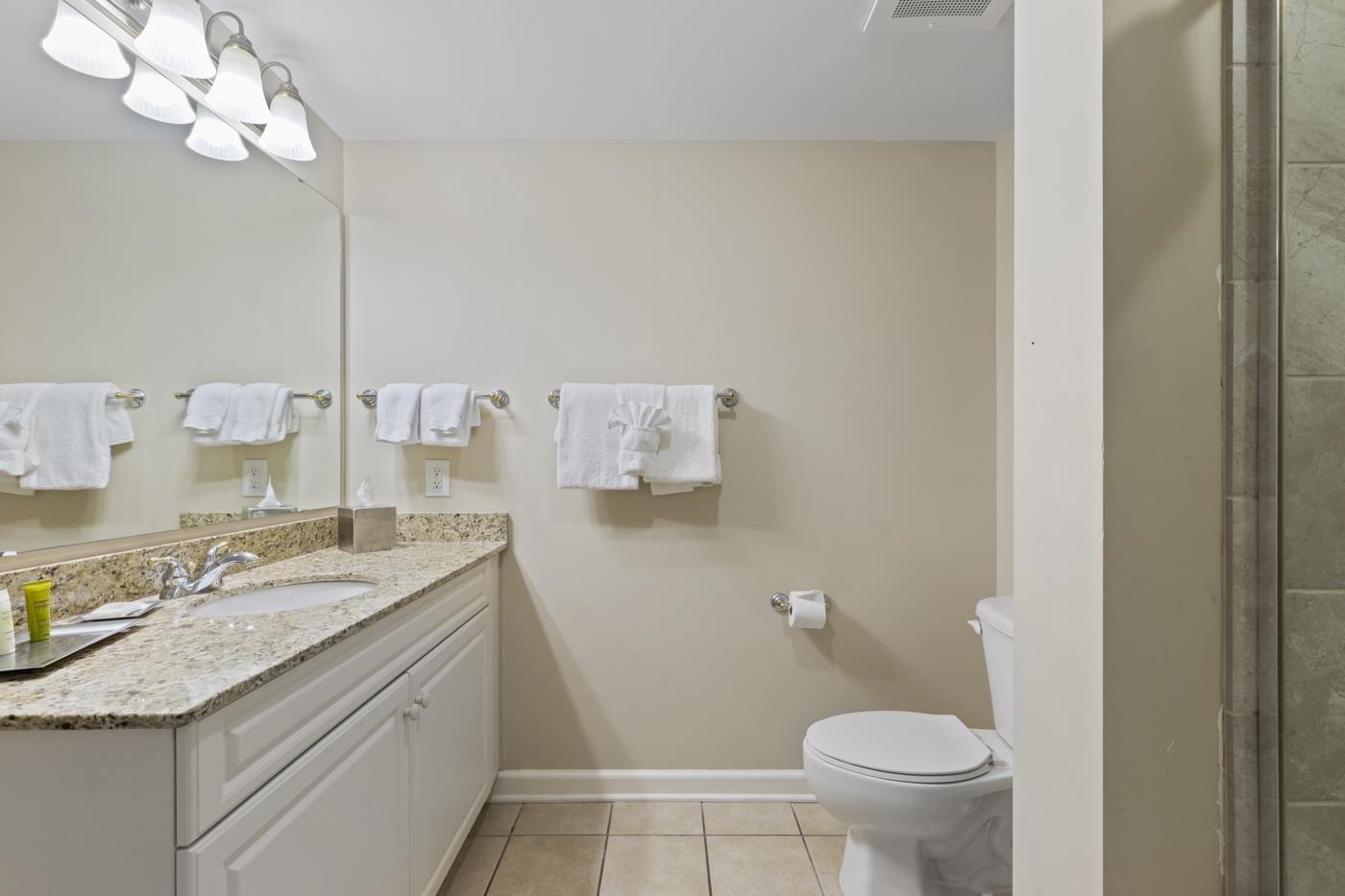 9994 Beach Club Dr. Property Photo 38