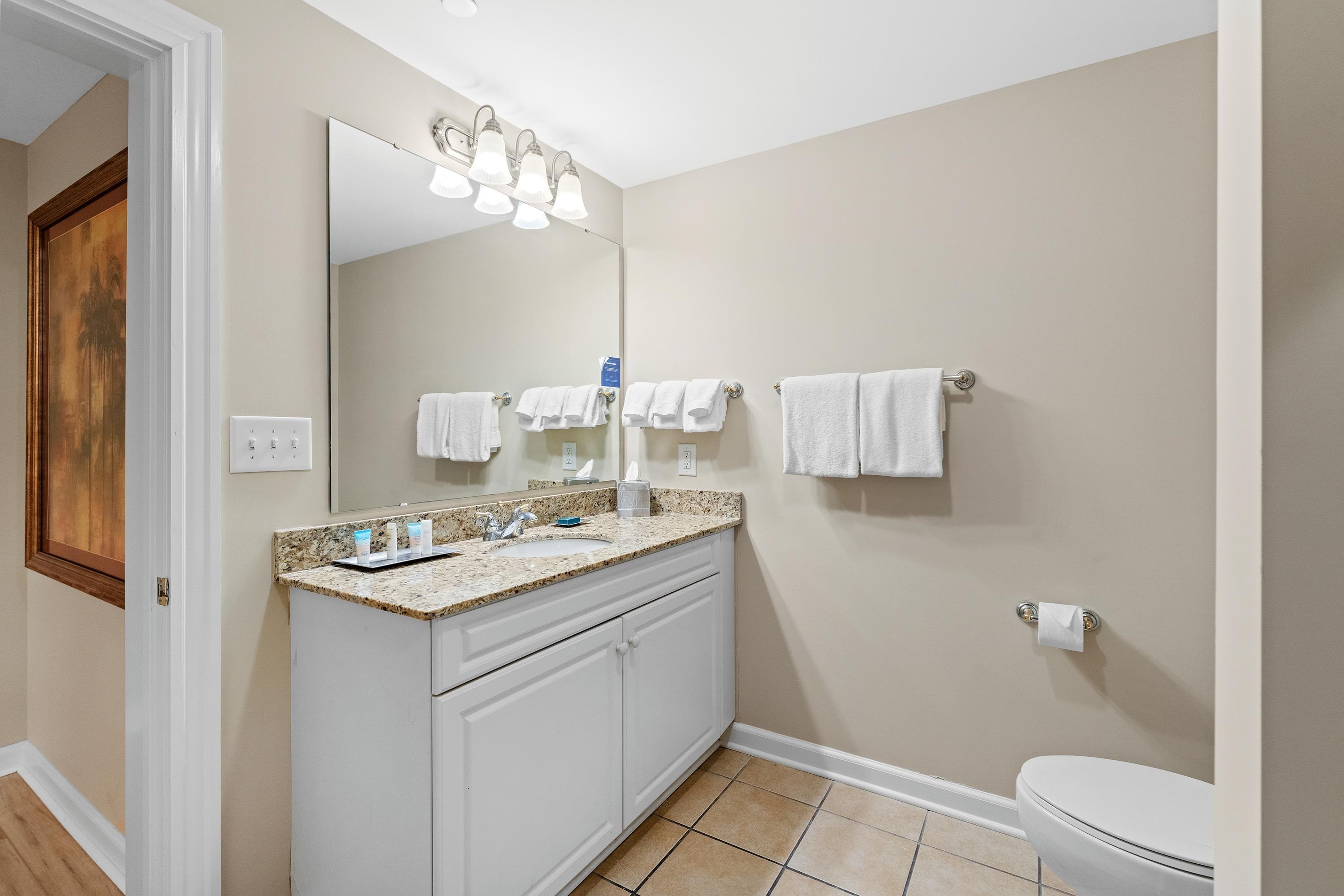 9994 Beach Club Dr. Property Photo 39