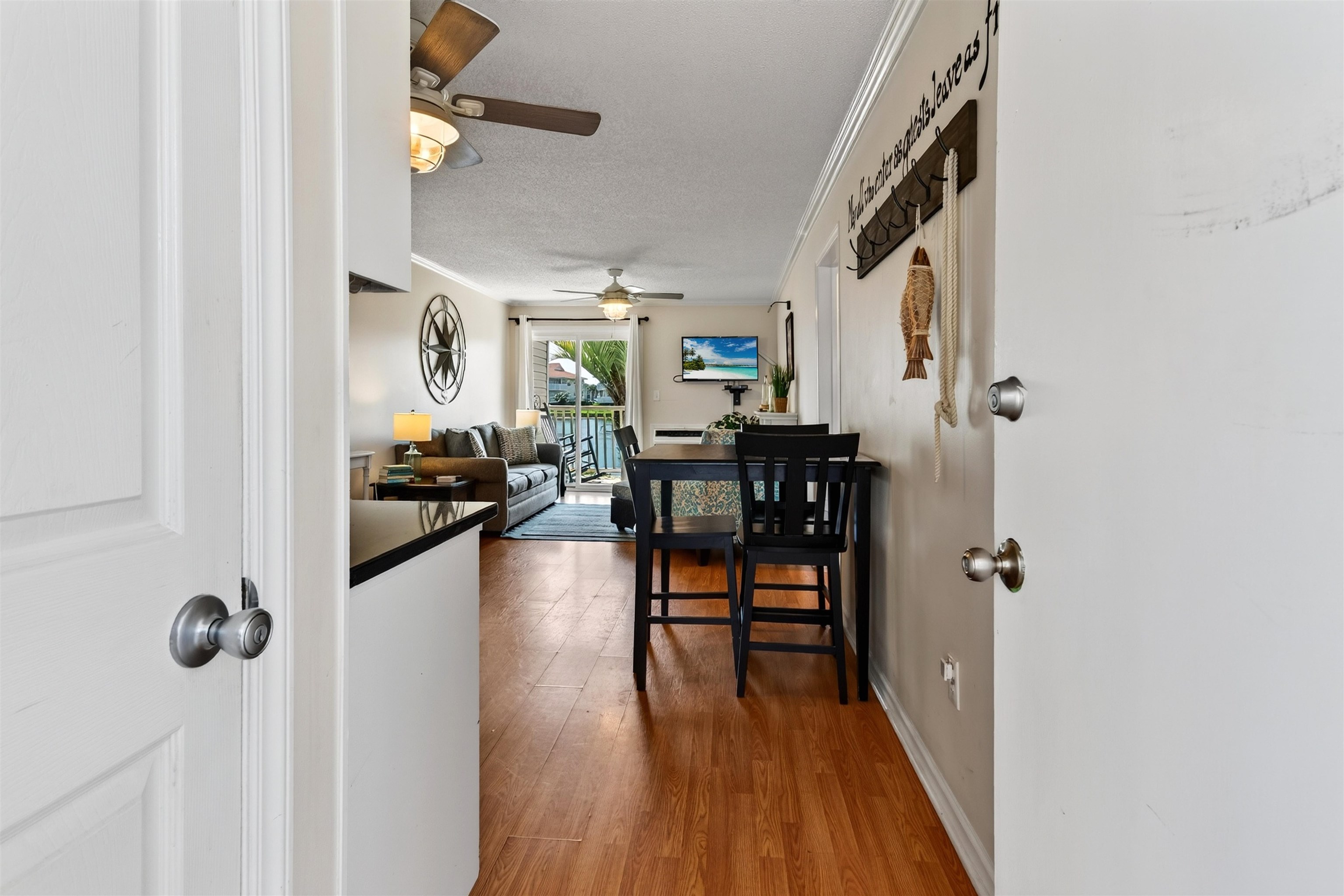 1919 Spring St. Property Photo 14