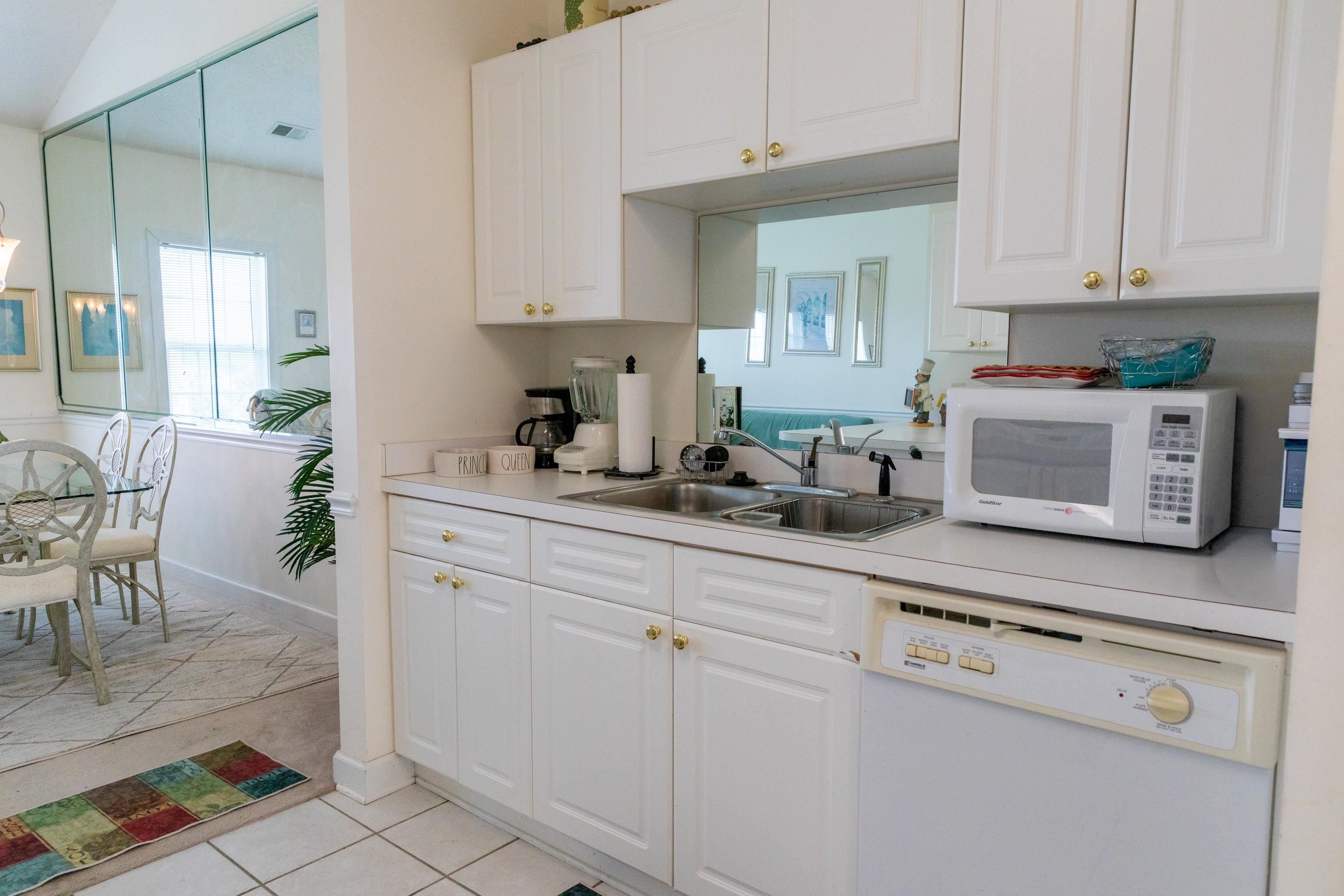 3969 Forsythia Ct. Property Photo 6