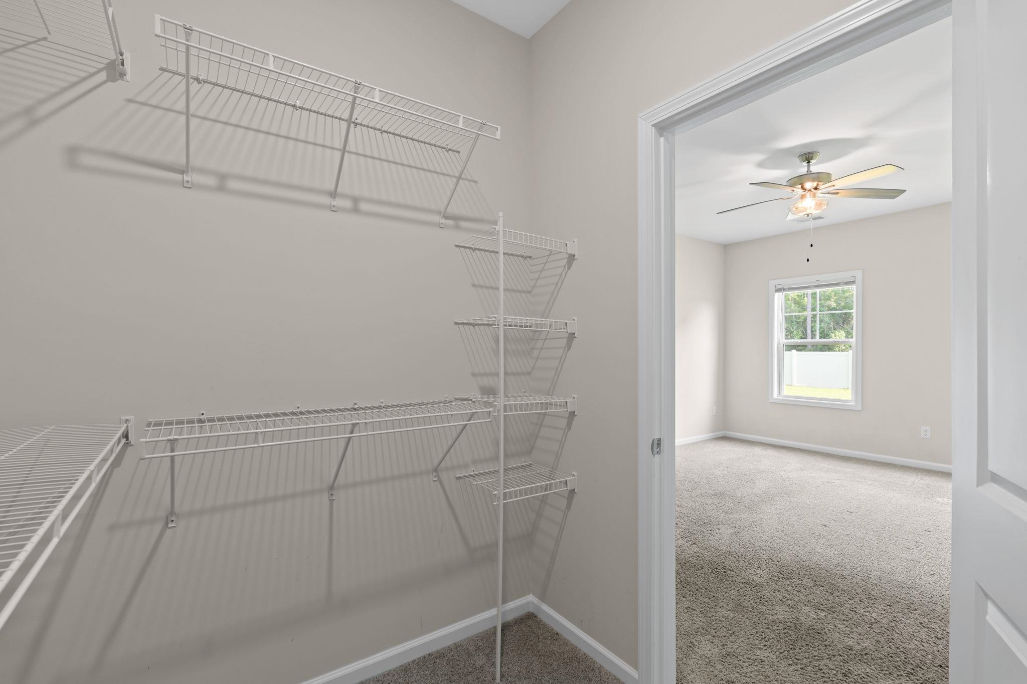 115 Avery Woods Dr. Property Photo 28
