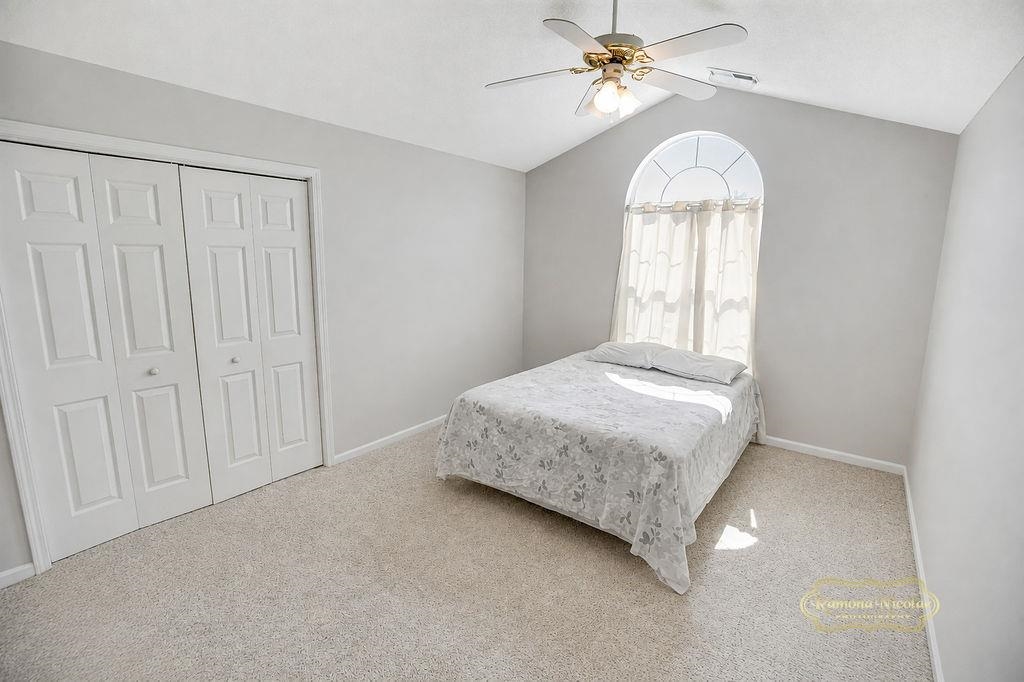 525 Drake Ln. Property Photo 8