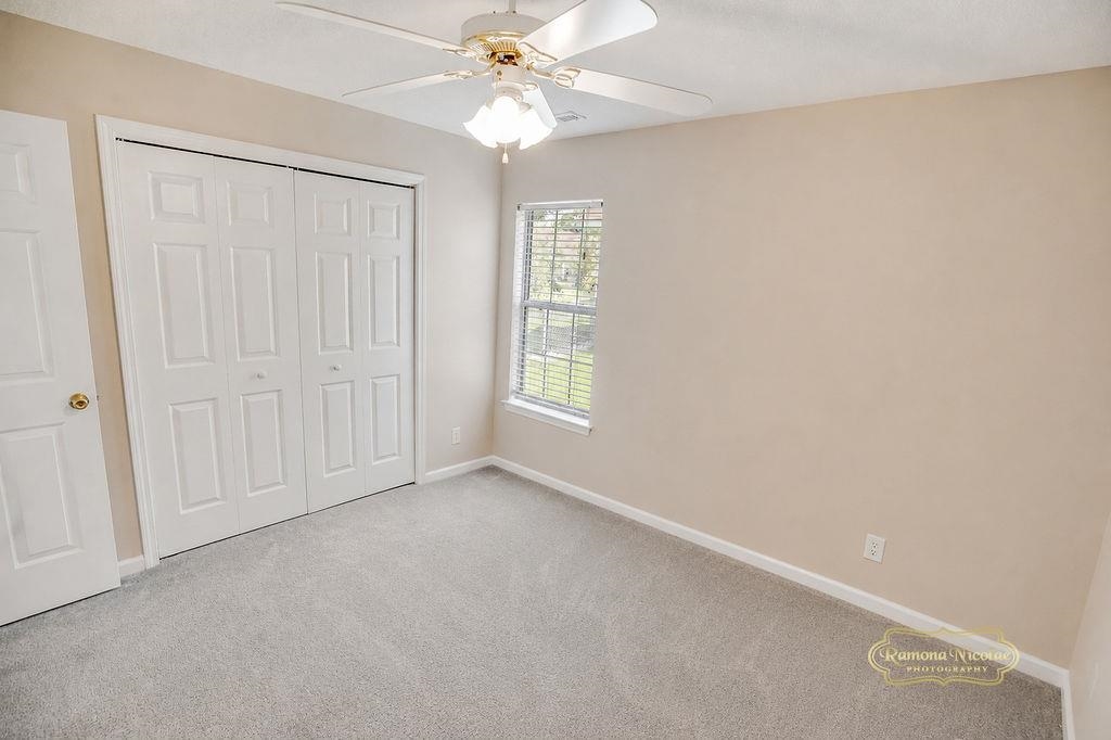 525 Drake Ln. Property Photo 12