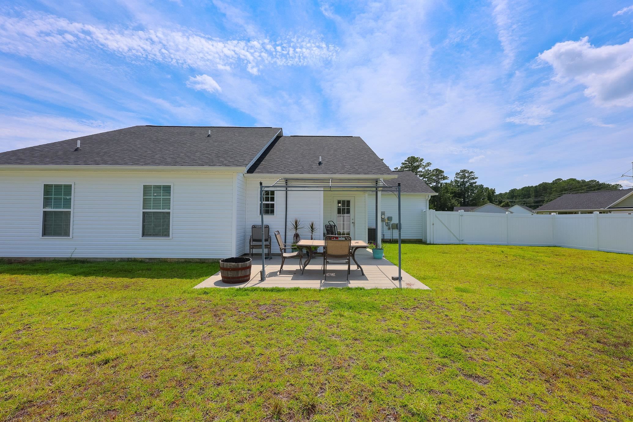 1403 Heirloom Dr. Property Photo 26
