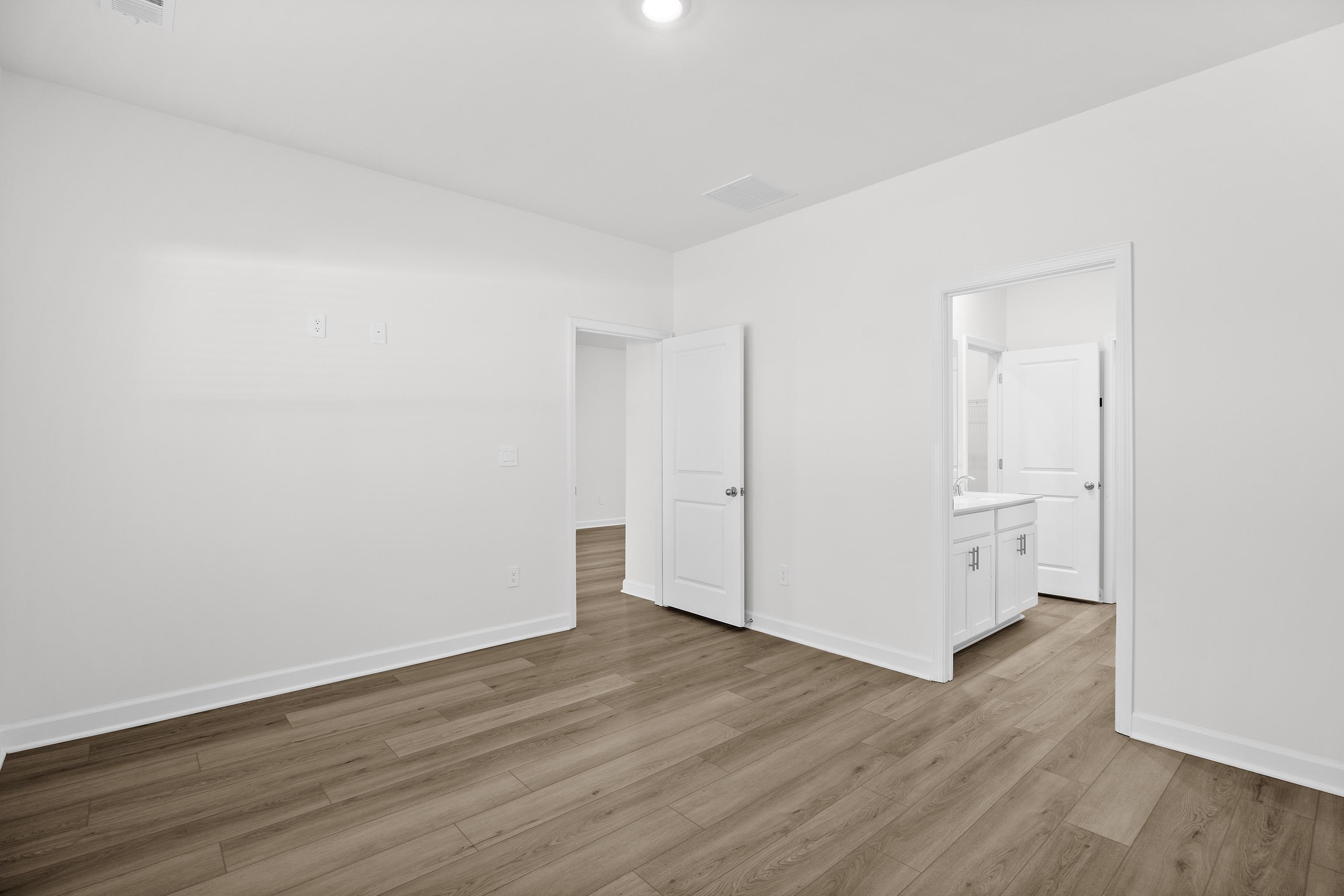 1113 Lauryn Oak Loop Property Photo 12