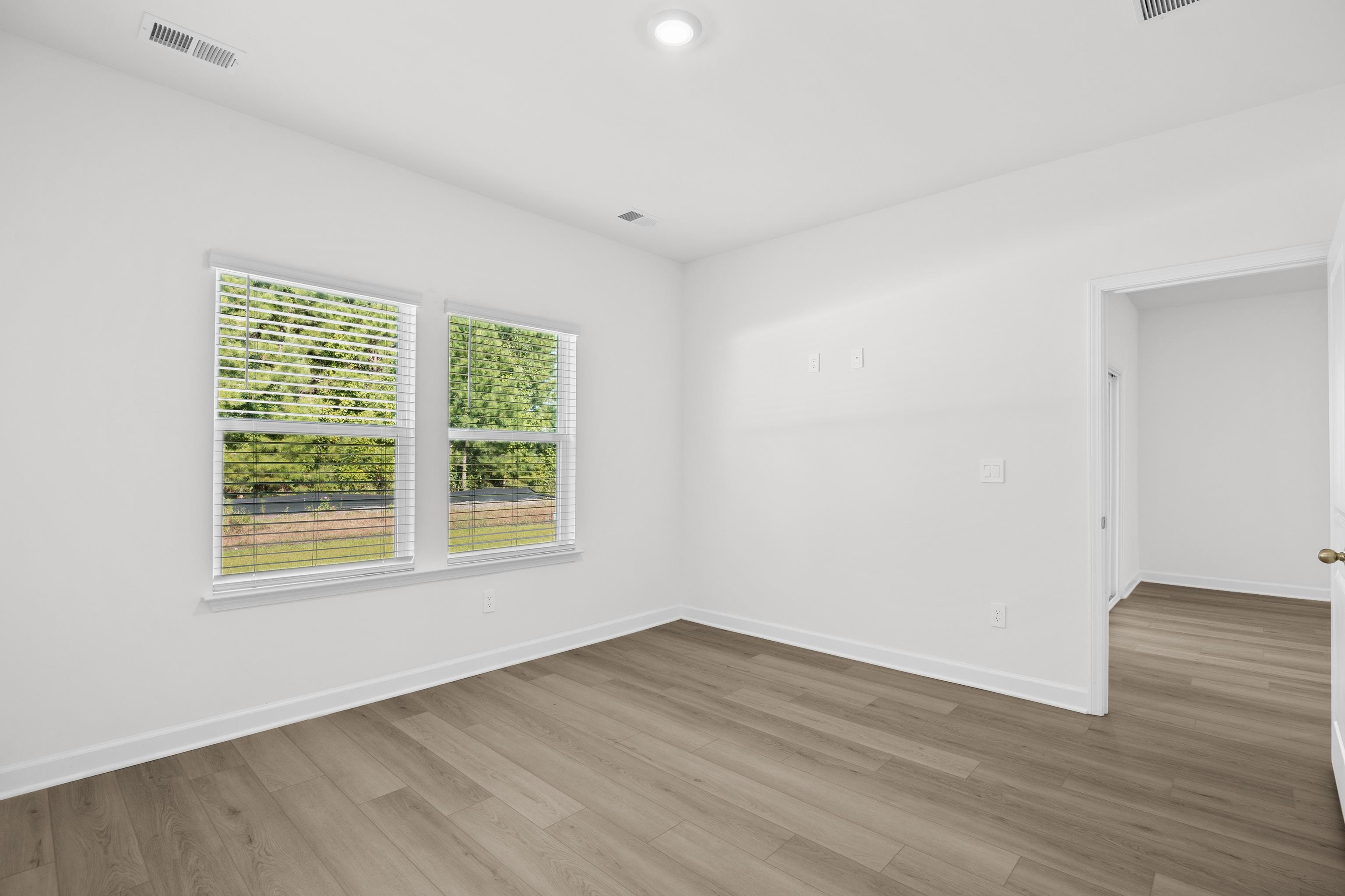 1113 Lauryn Oak Loop Property Photo 13