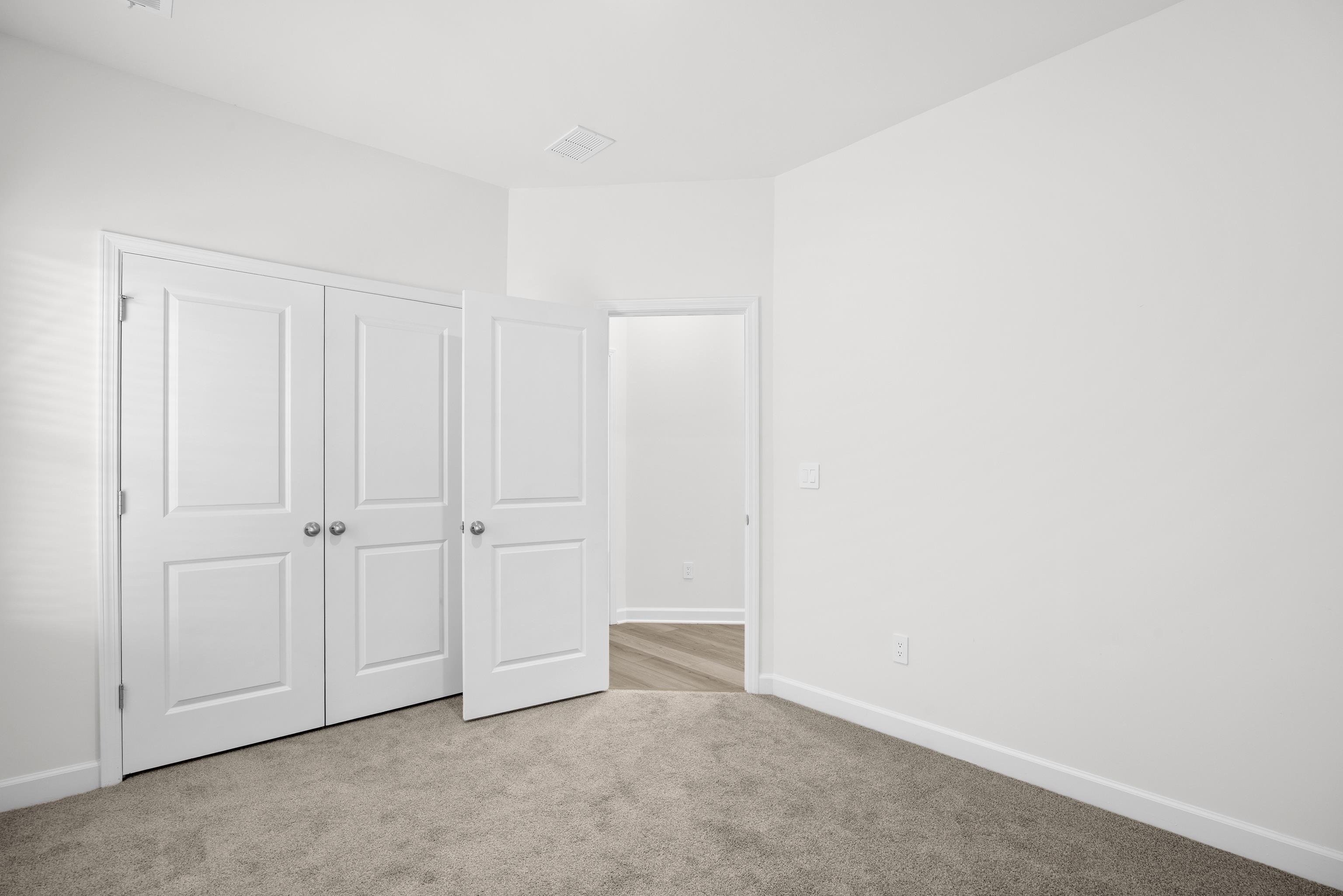 1113 Lauryn Oak Loop Property Photo 19