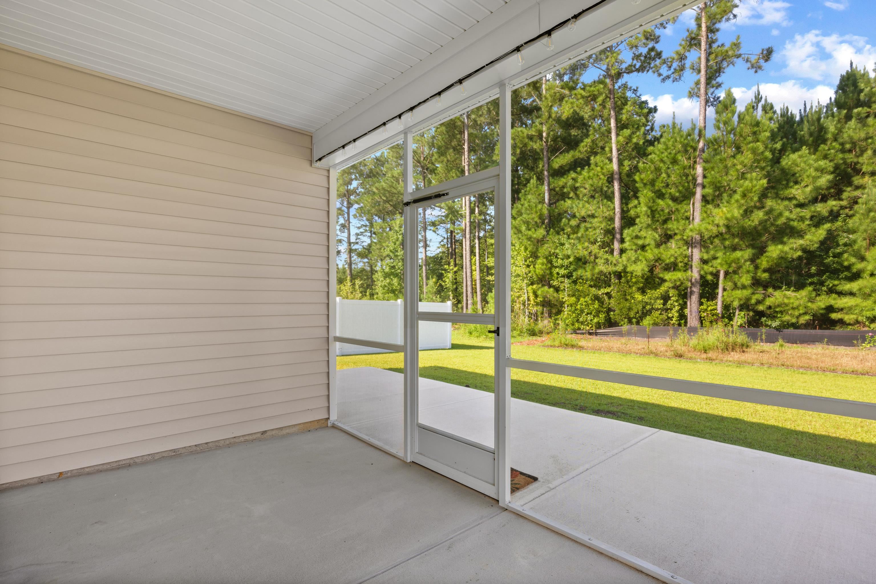 1113 Lauryn Oak Loop Property Photo 23