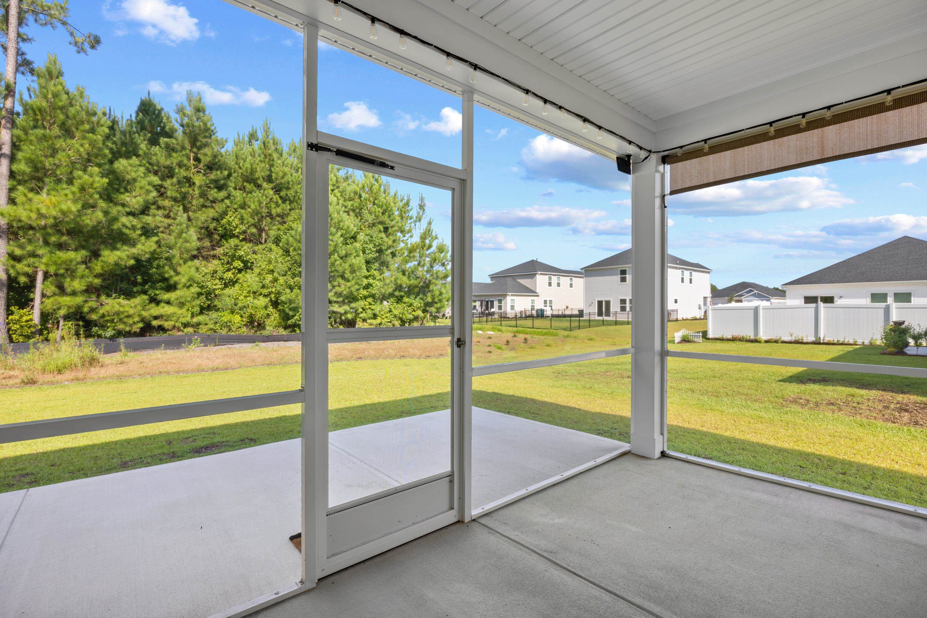 1113 Lauryn Oak Loop Property Photo 24