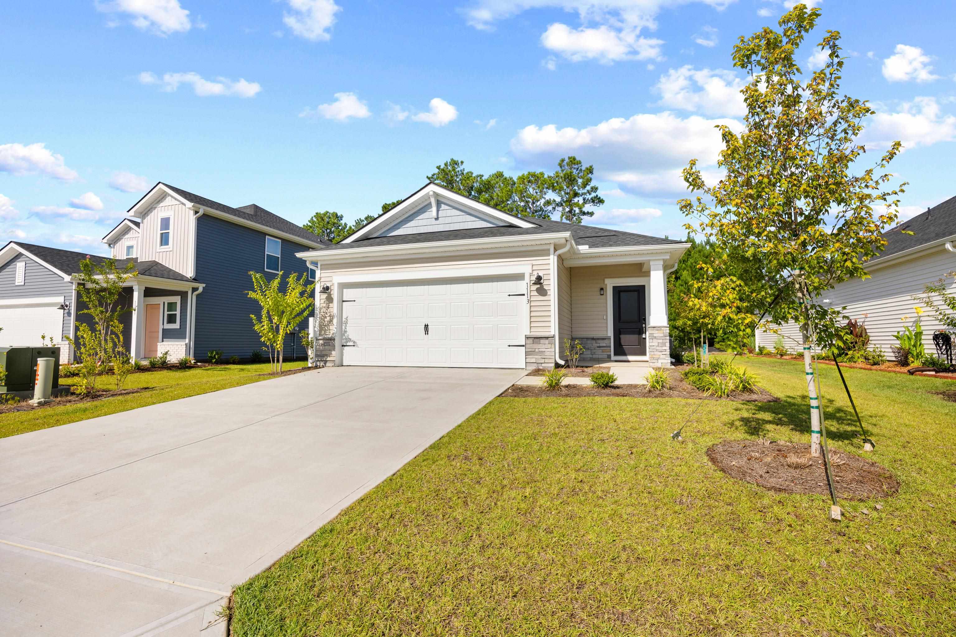 1113 Lauryn Oak Loop Property Photo 32