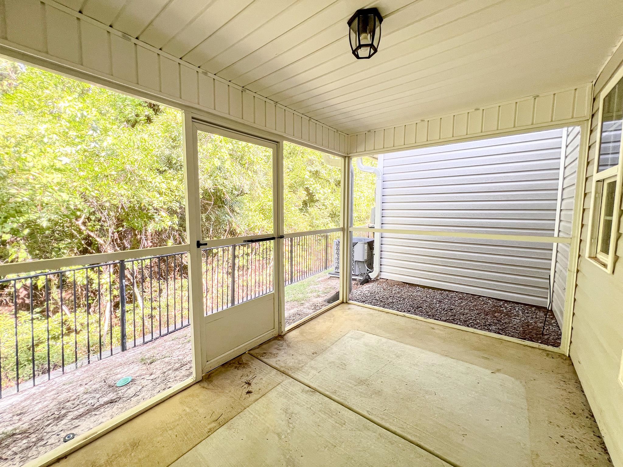 2708 Mercer Dr. Property Photo 19