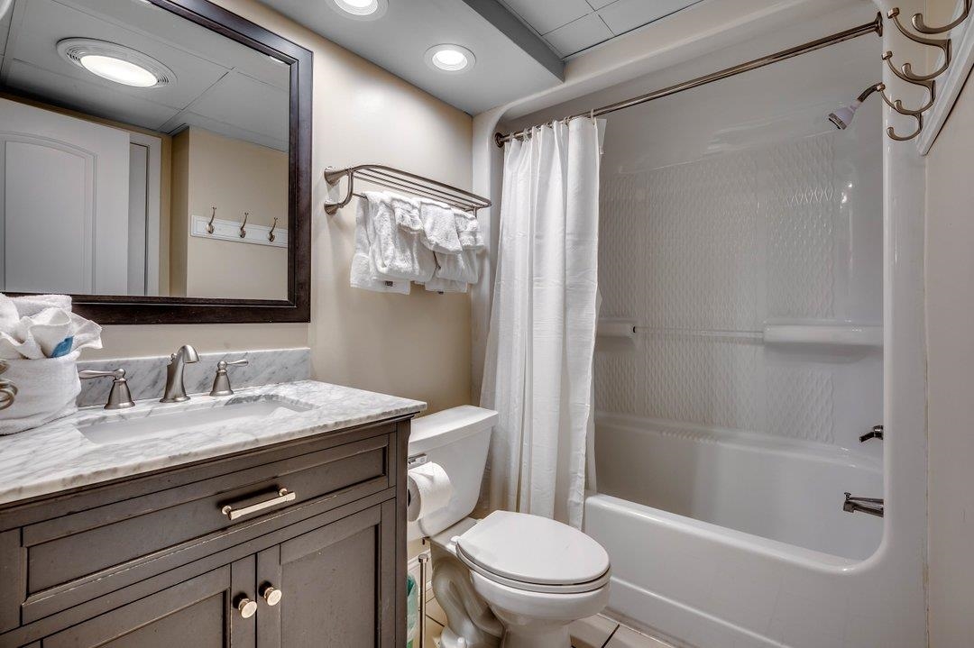 161 Seawatch Dr. Property Photo 22