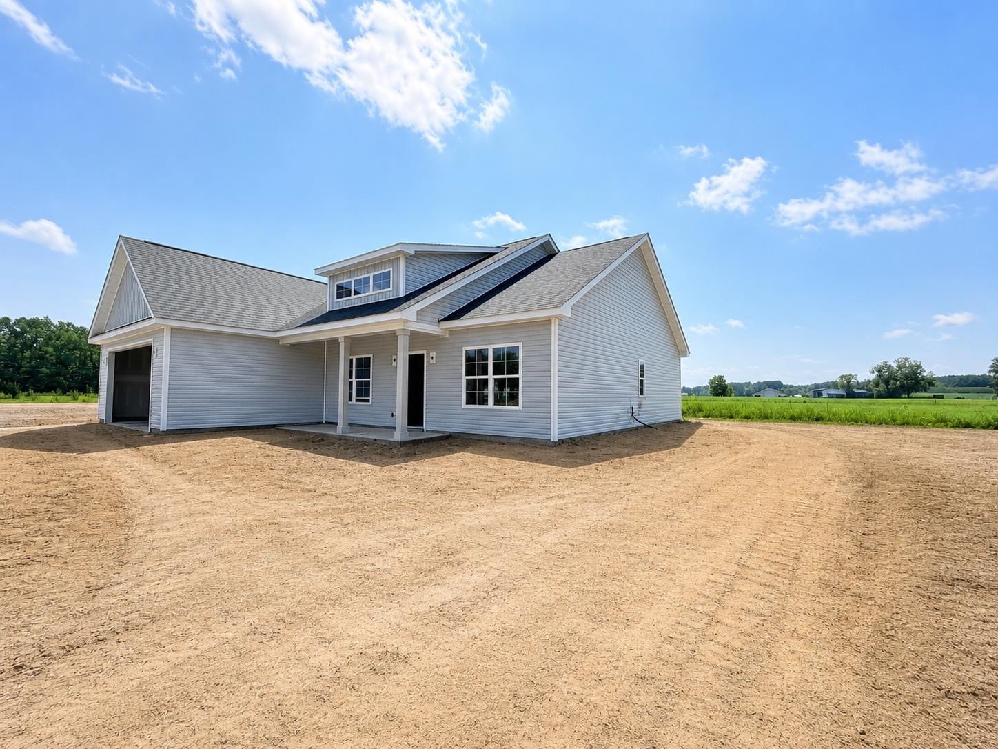 2721 Loop Rd. Property Photo 3