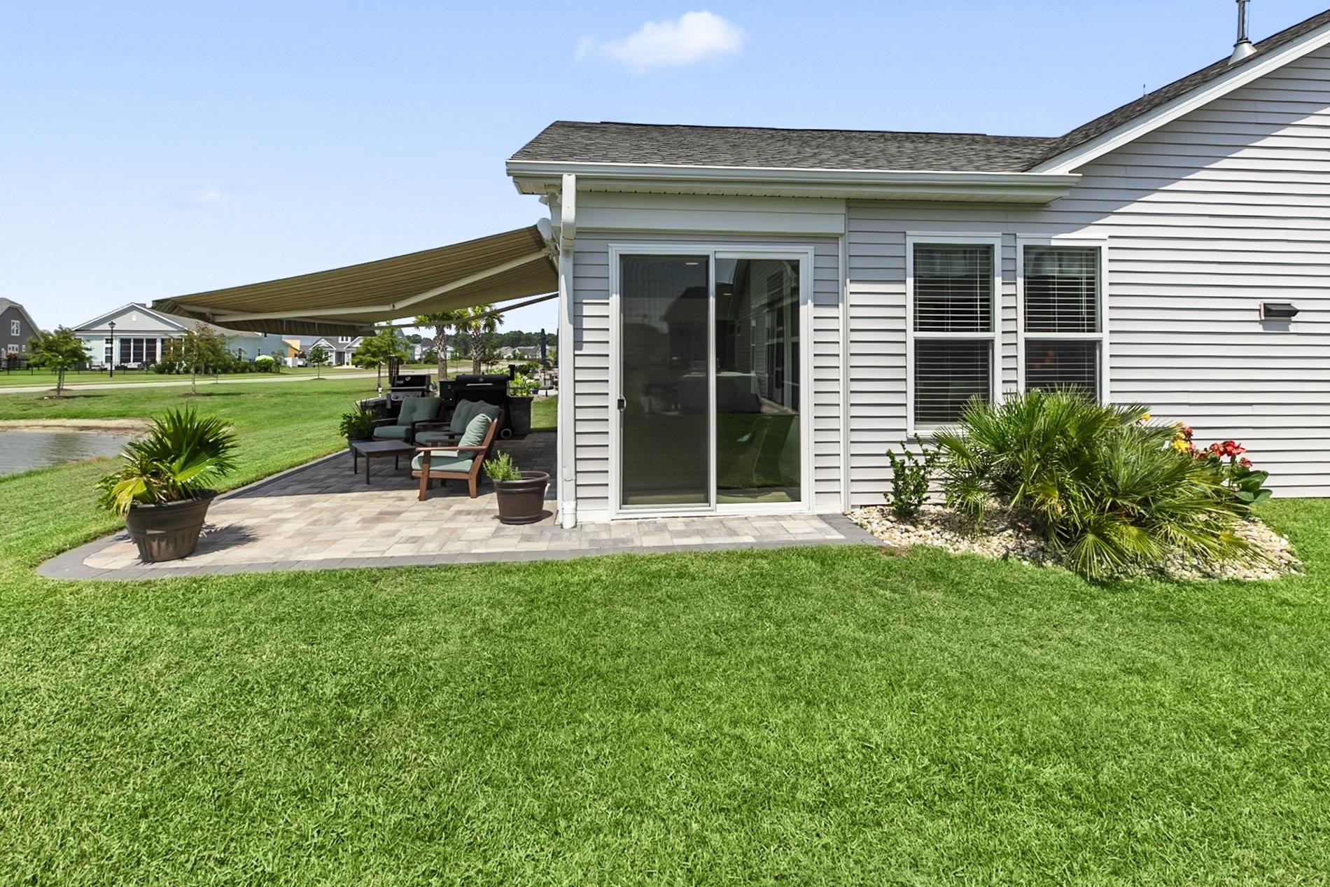 1044 Cascade Loop Property Photo 12